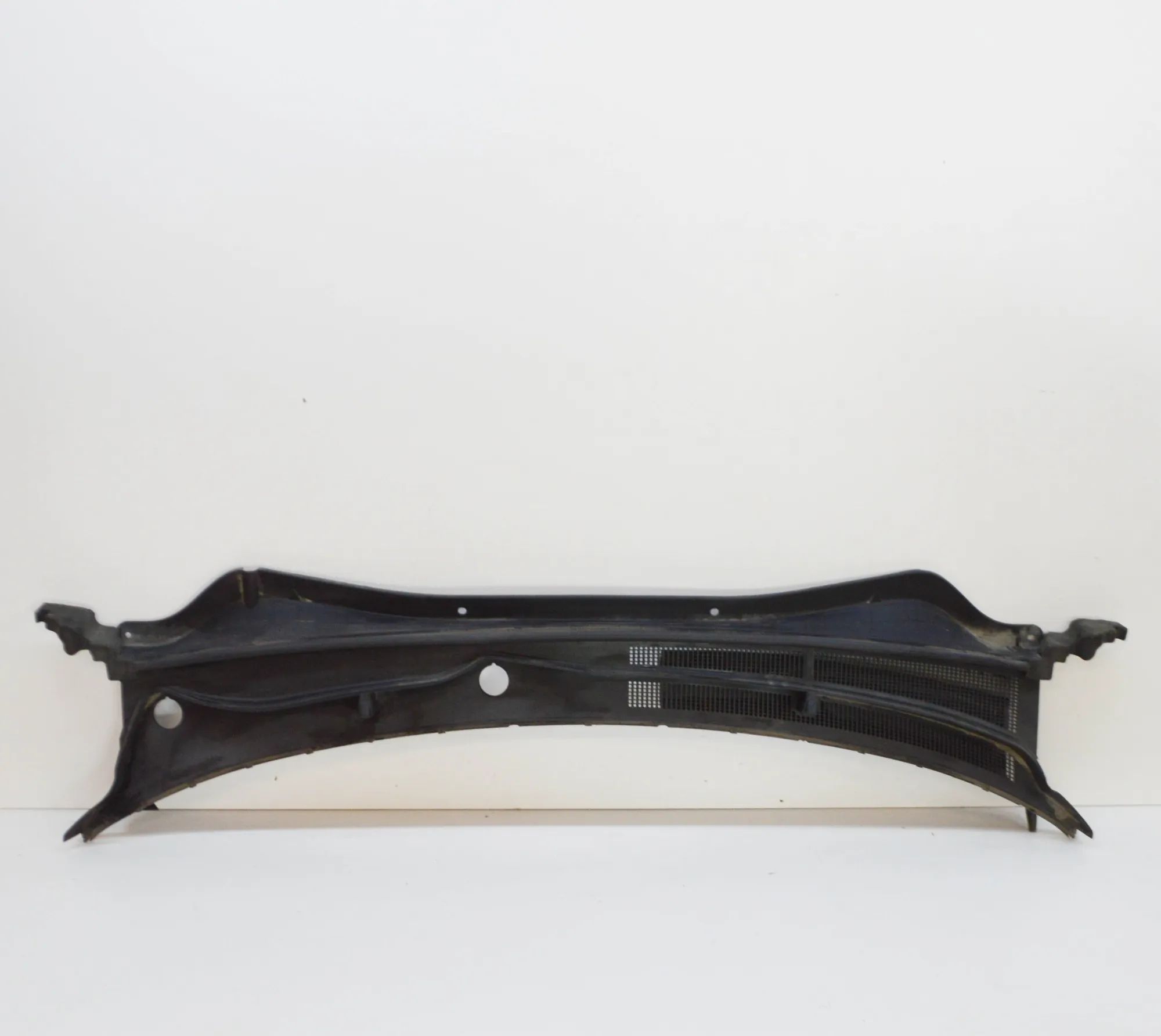 Kia Optima (JF) Front Wiper Cowl Trim