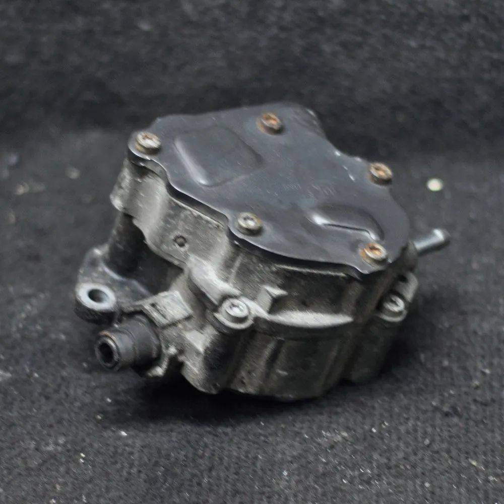 Volkswagen Transporter (T5, Caravelle, Multivan) Вакуум насос Vacuum Pump — VW TRANSPORTER (V T5 Minibus / pa...