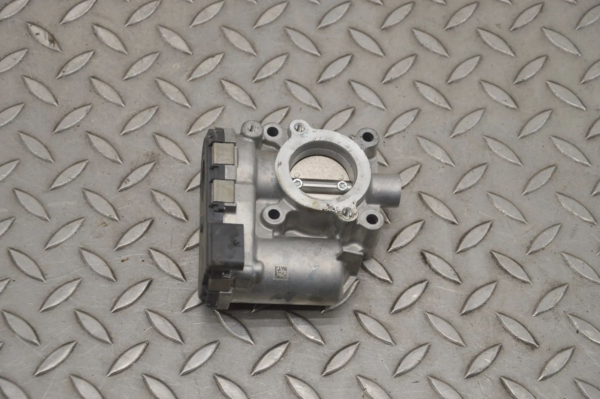 Nissan Juke Throttle body Throttle body — NISSAN JUKE (F16) (2019-...) — ...