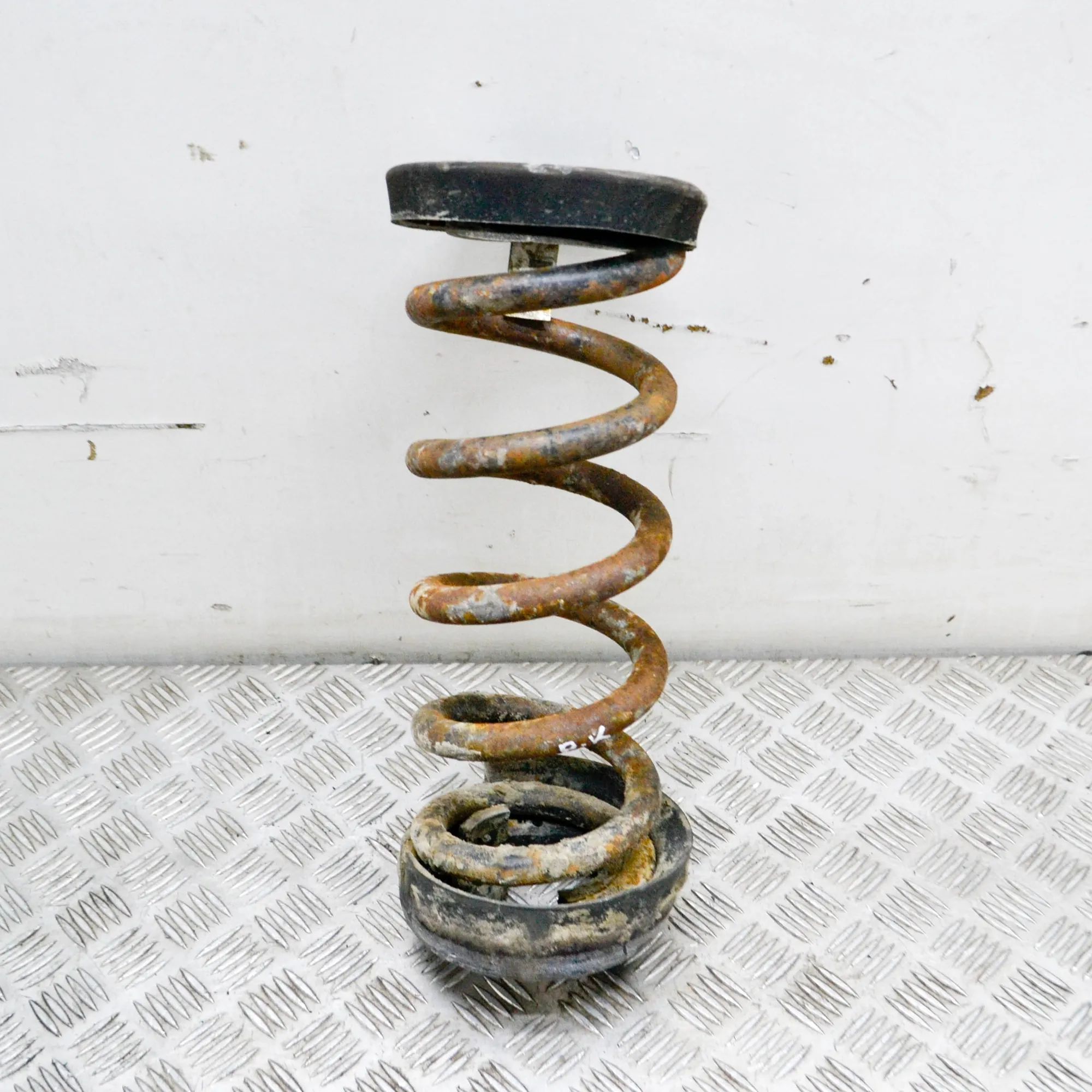 Dodge Ram Coil spring — front left Coil spring — front left — DODGE RAM (1500 Pick...