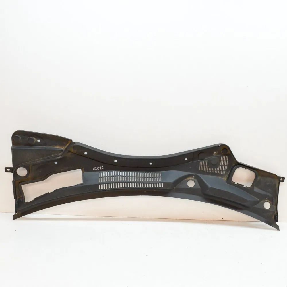 Maserati Ghibli Front Wiper Cowl Trim Front Wiper Cowl Trim — MASERATI GHIBLI (M157) ...