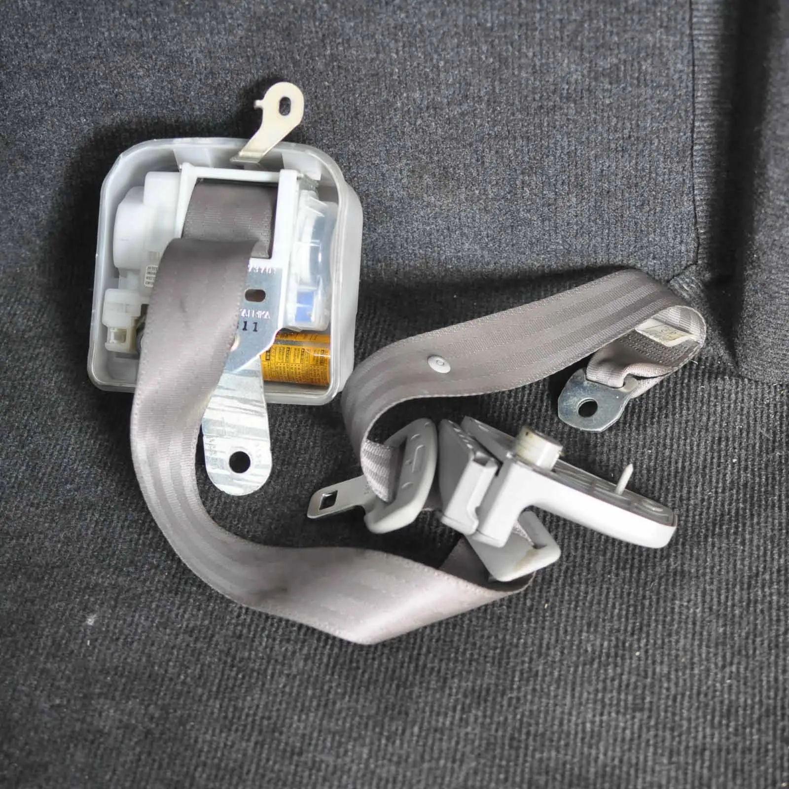 Lexus GS Front Left Seatbelt Front Left Seatbelt — LEXUS GS (III GRS19_, UZS...