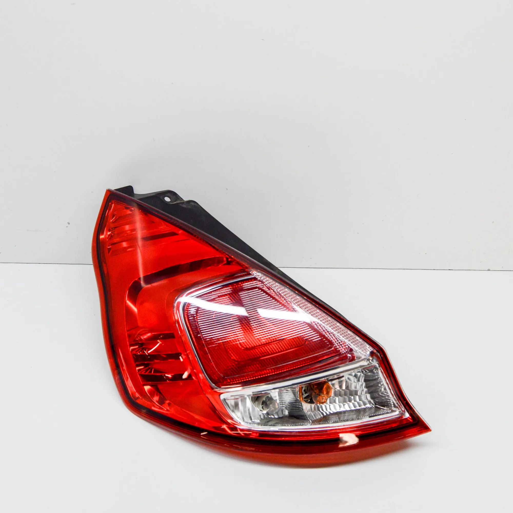 Ford Fiesta Rear Left Tail Light Rear Left Tail Light — FORD FIESTA (VI) (2008-....