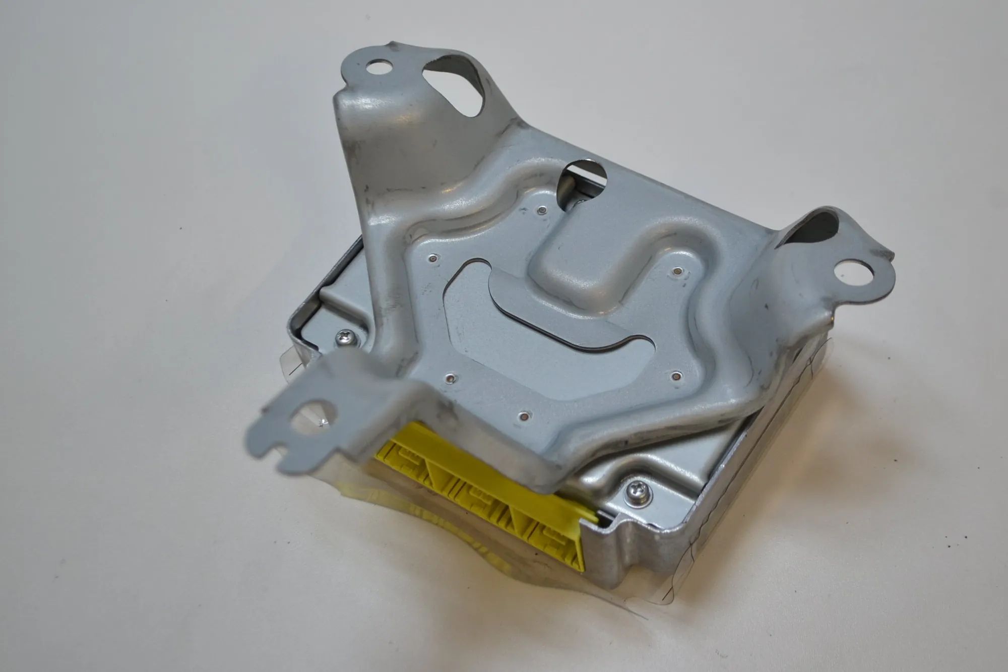 Lexus RX SRS Control Unit SRS Control Unit — LEXUS RX (_U3_) (2003-2008) ...