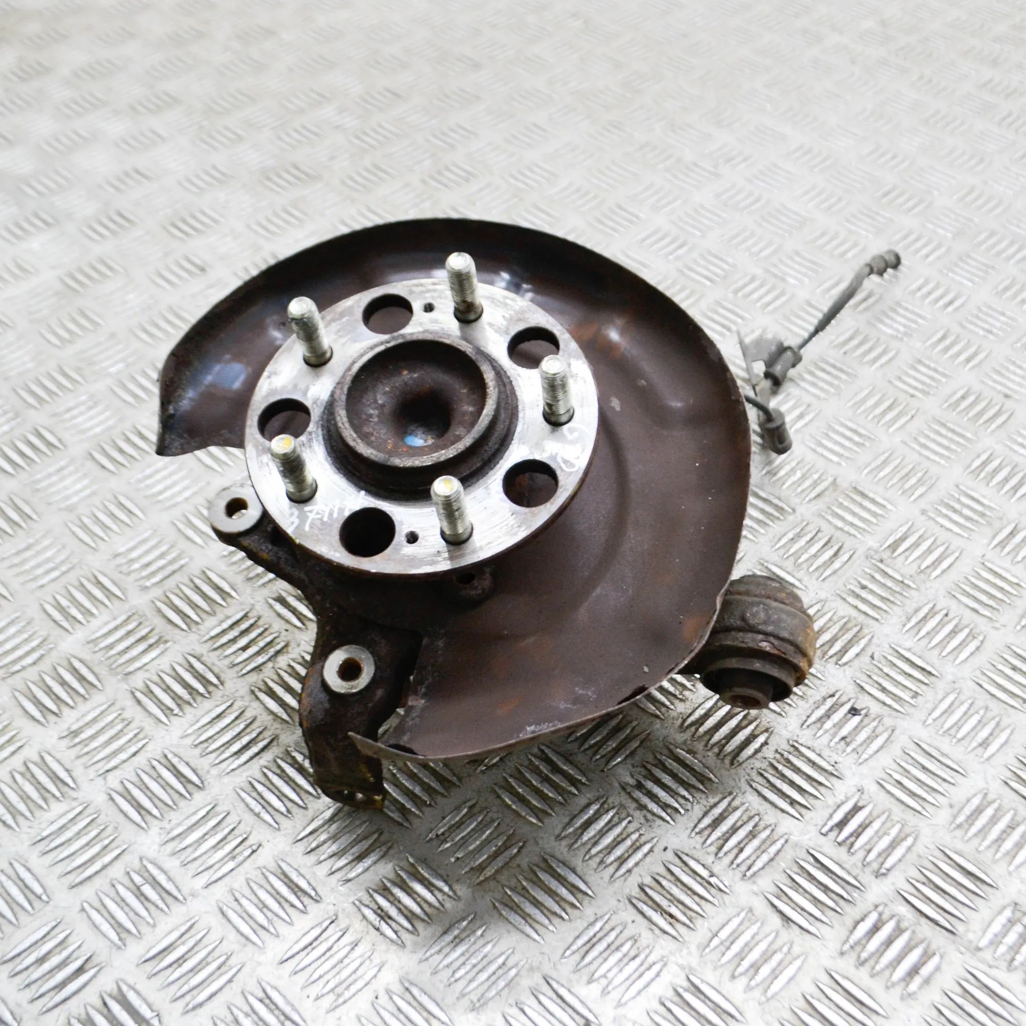 Hyundai i30 Rear Right Wheel Hub Rear Right Wheel Hub — HYUNDAI I30 (GD) (2011-....