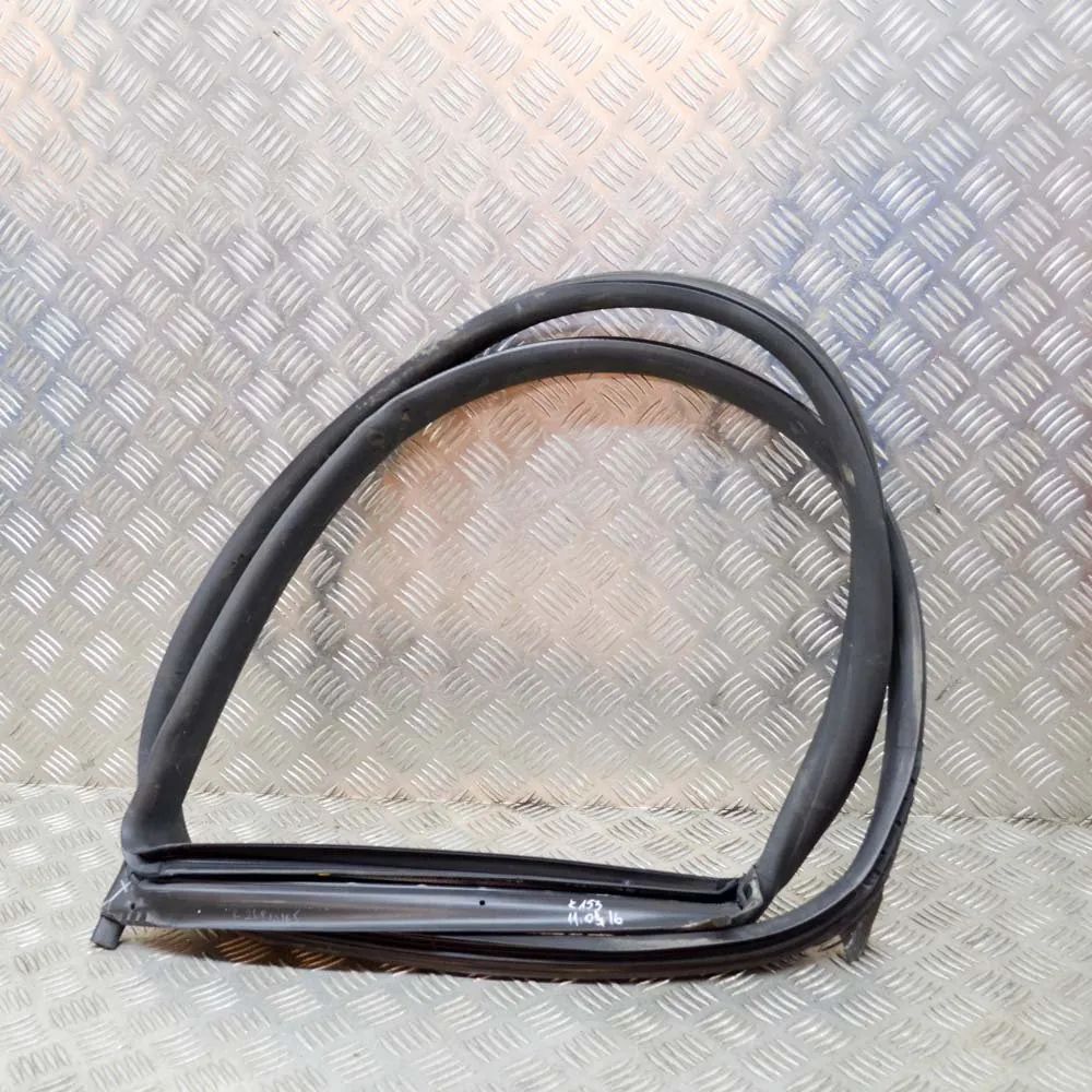 Maserati Ghibli Door rubber seal — front left Door rubber seal — front left — MASERATI GHIBLI...