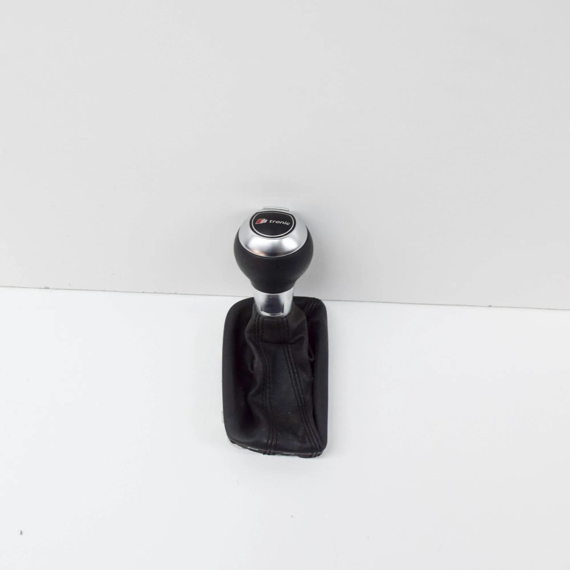 Audi Q3 (8U) Gear lever knob Gear lever knob — AUDI Q3 (8U) (2011-2018) — 8U...
