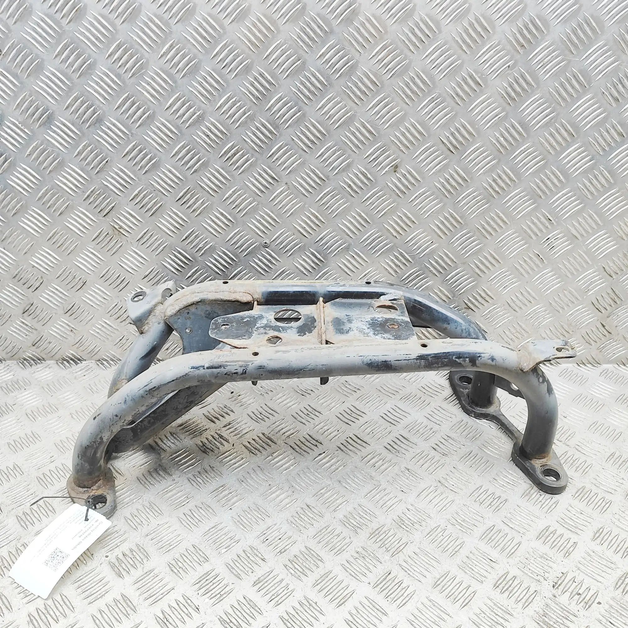 Land Rover Range Rover Sport (L494) Gearbox Support Mount Bracket Gearbox Support Mount Bracket — LAND ROVER RANG...