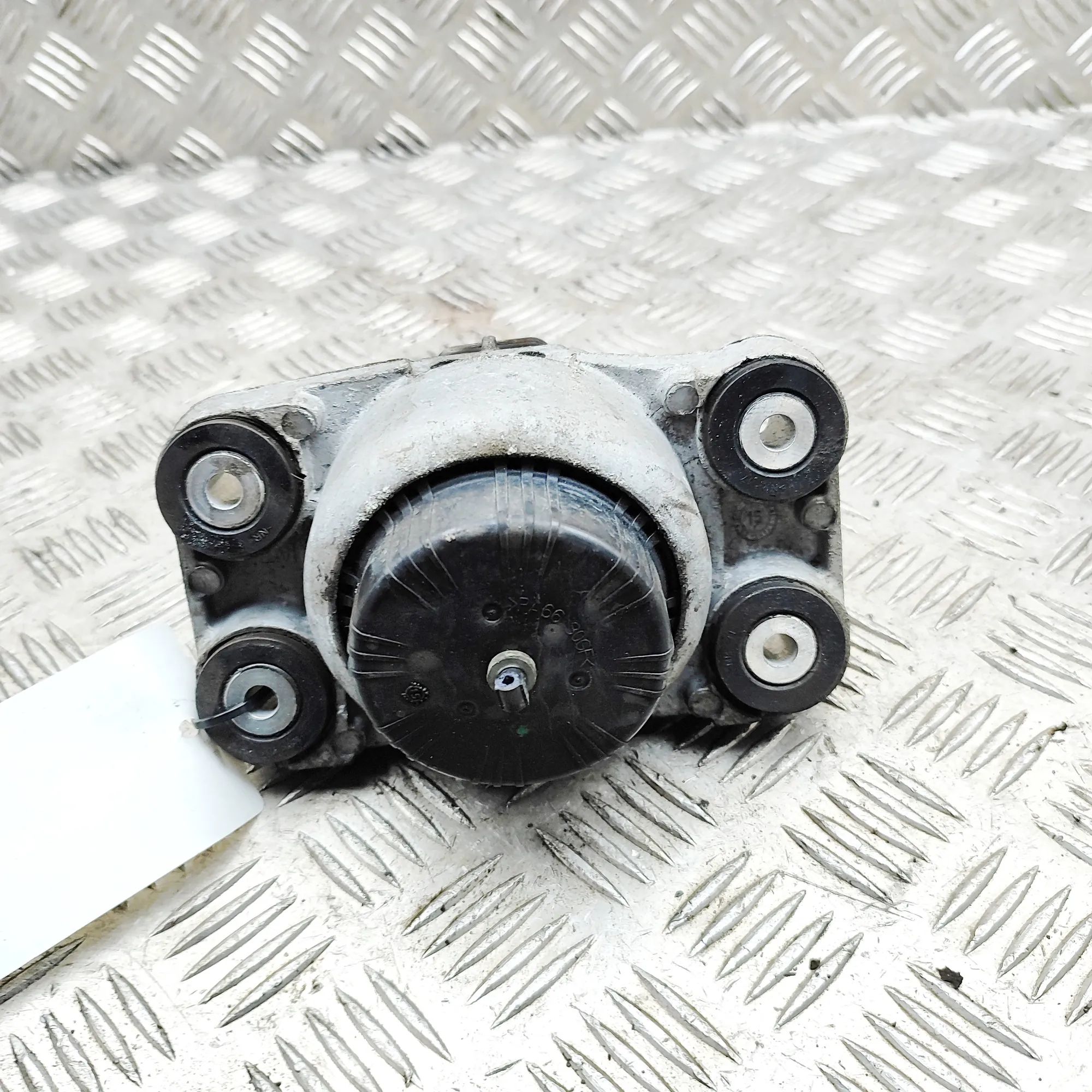 Land Rover Range Rover Sport (L494) Left Side Engine Mount Left Side Engine Mount — LAND ROVER RANGE ROVER...