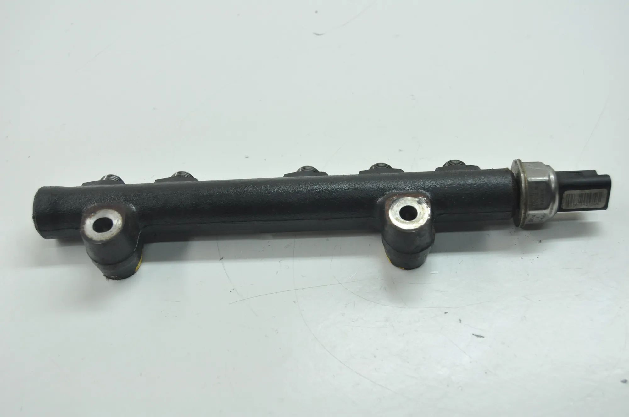 Ford Fiesta Fuel Rail Fuel rail — FORD FIESTA (VI) (2008-...) — 96852...