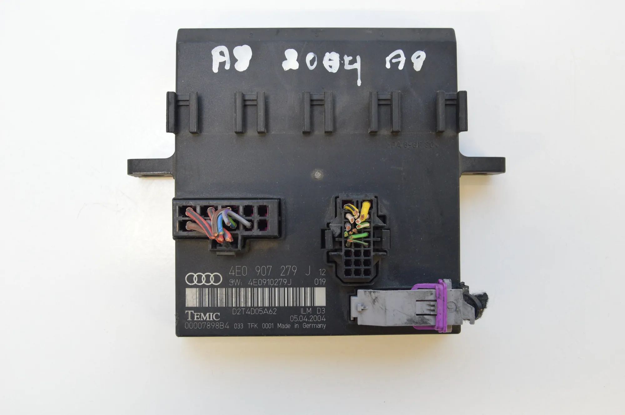 Audi A8 (D3) Comfort Control Unit Comfort Control Unit — AUDI A8 (D3 4E2, 4E8) (2...