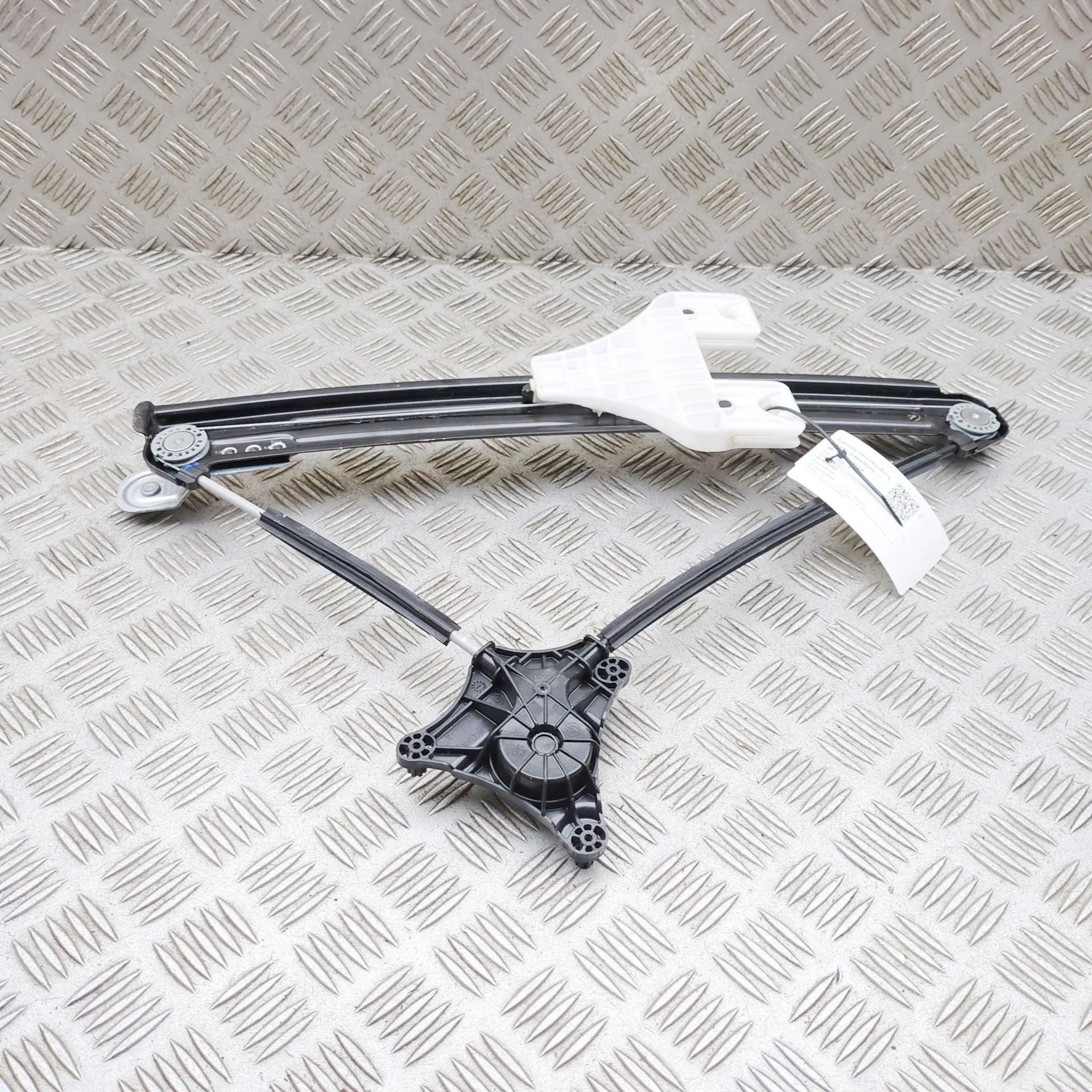 Skoda Karoq Rear Right Door Window Regulator Rear Right Door Window Regulator — SKODA KAROQ ...