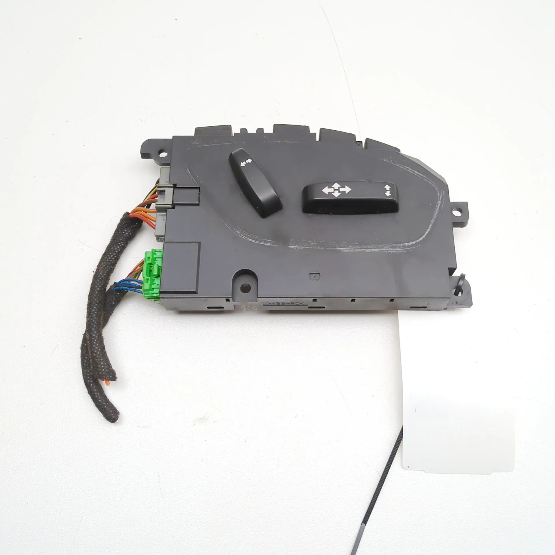 Volvo S60 Right Seat Control Buttons Right Seat Control Buttons — VOLVO S60 (II) (20...
