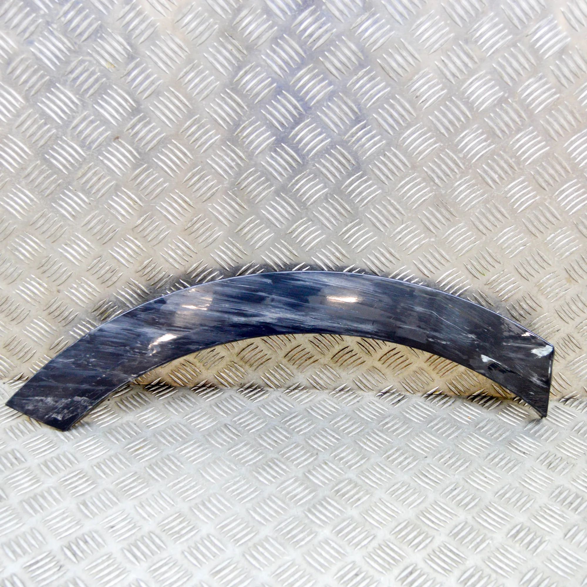 Audi e-tron Wheel arch trim — front right Wheel arch trim — front right — AUDI E-TRON (GE...