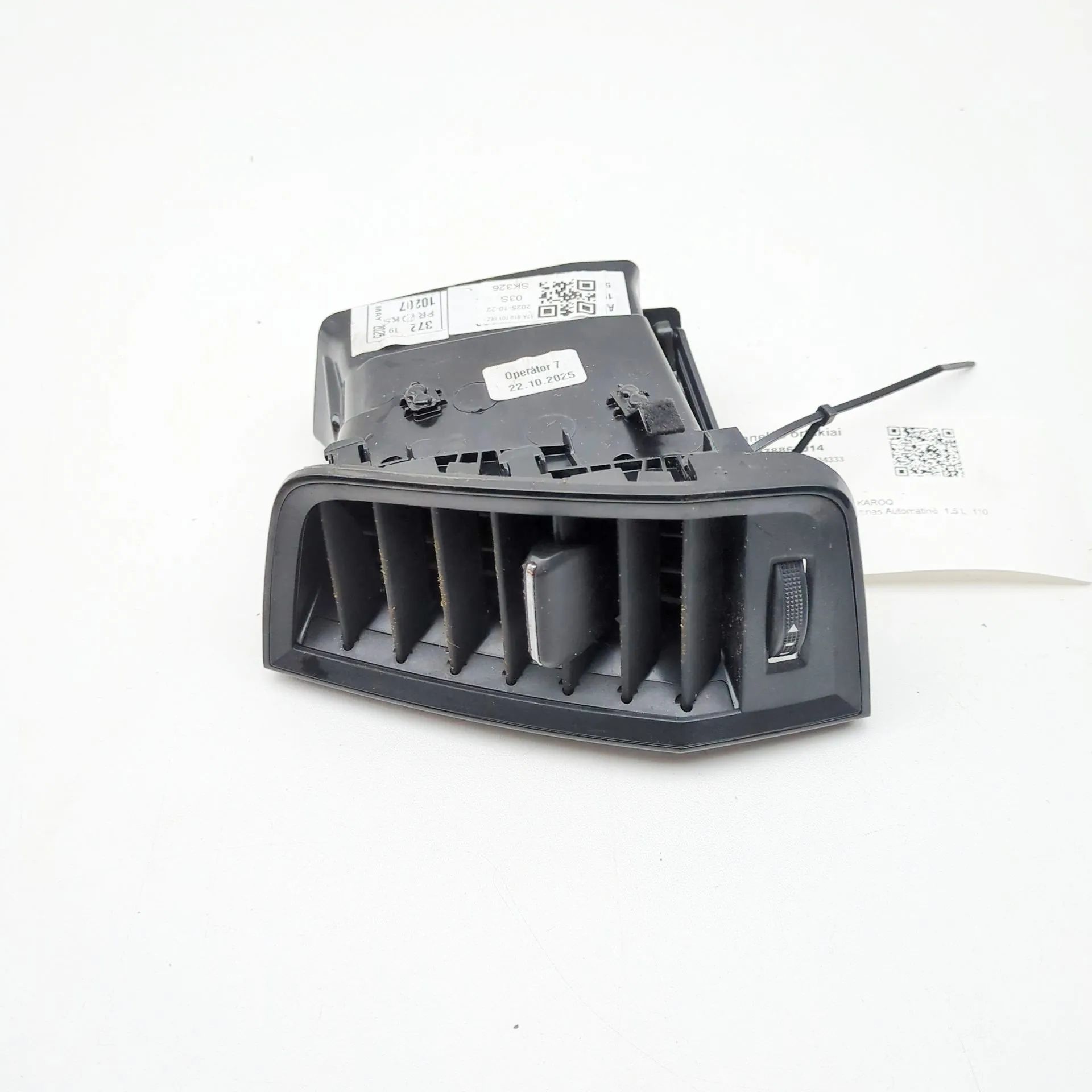 Skoda Karoq Dashboard Air Vents Dashboard Air Vents — SKODA KAROQ (NU7) (2017-....
