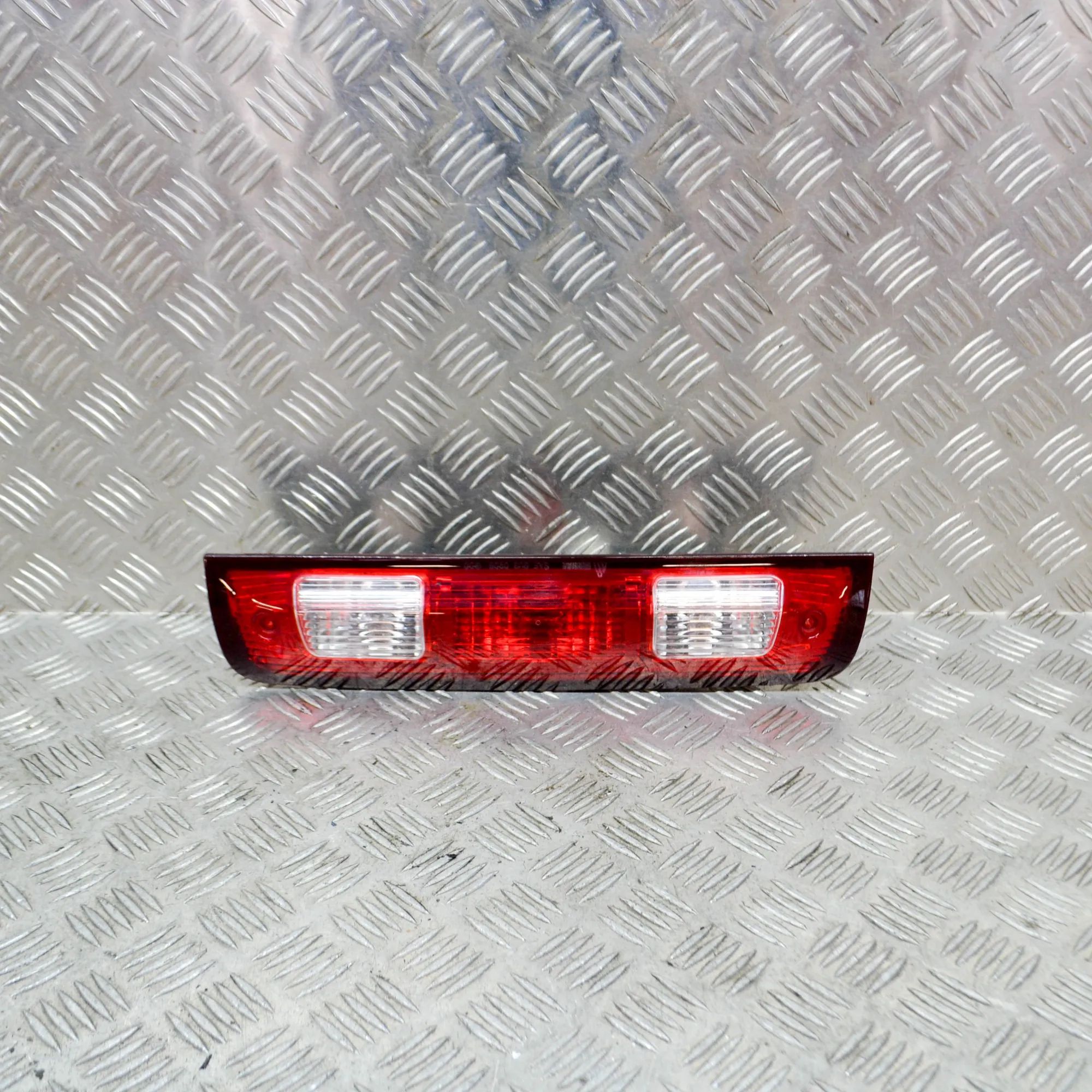 Dodge Ram Rear Third Brake Stop Light Rear Third Brake Stop Light — DODGE RAM (1500 P...