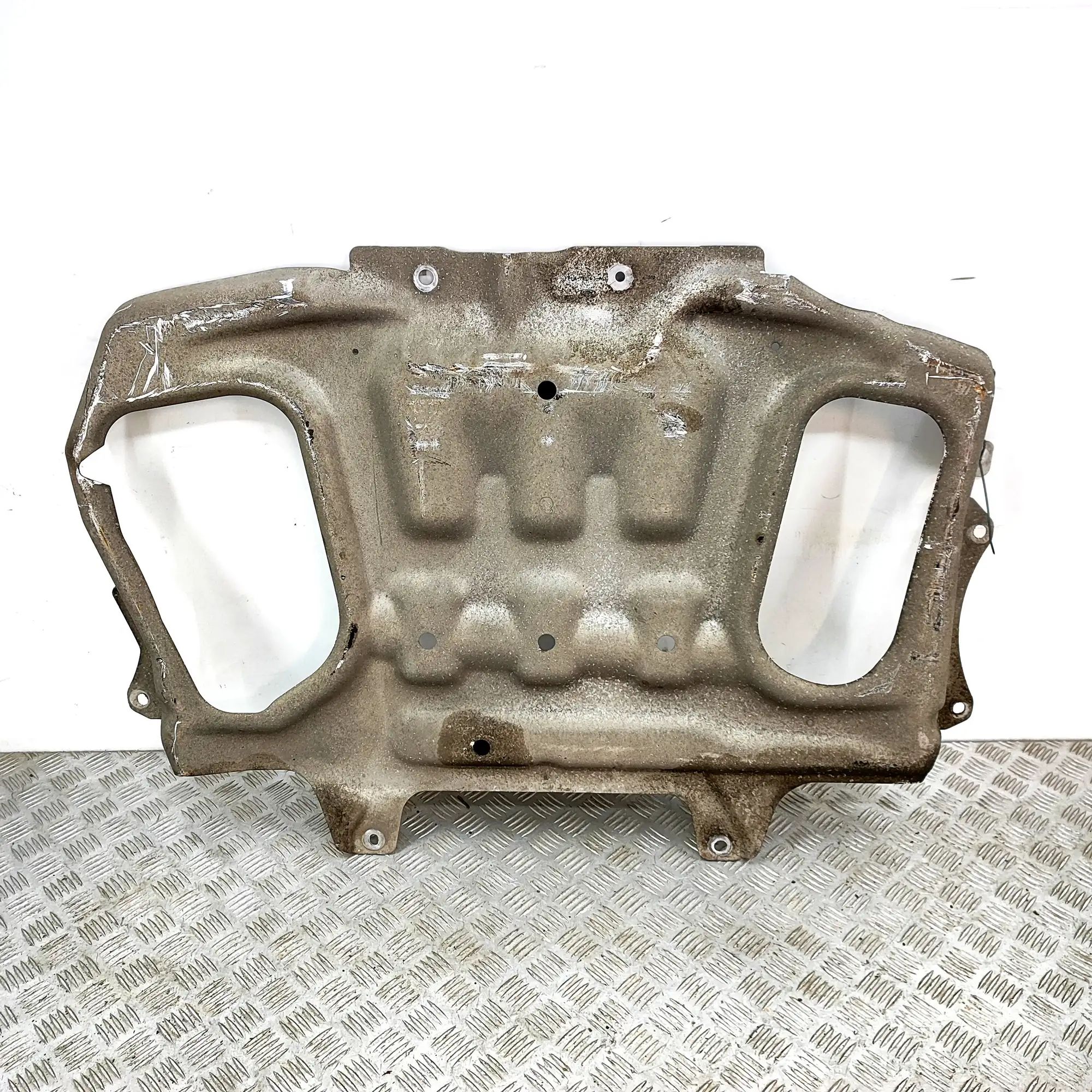 Land Rover Range Rover Sport (L494) Engine cover Engine cover — LAND ROVER RANGE ROVER SPORT (II...
