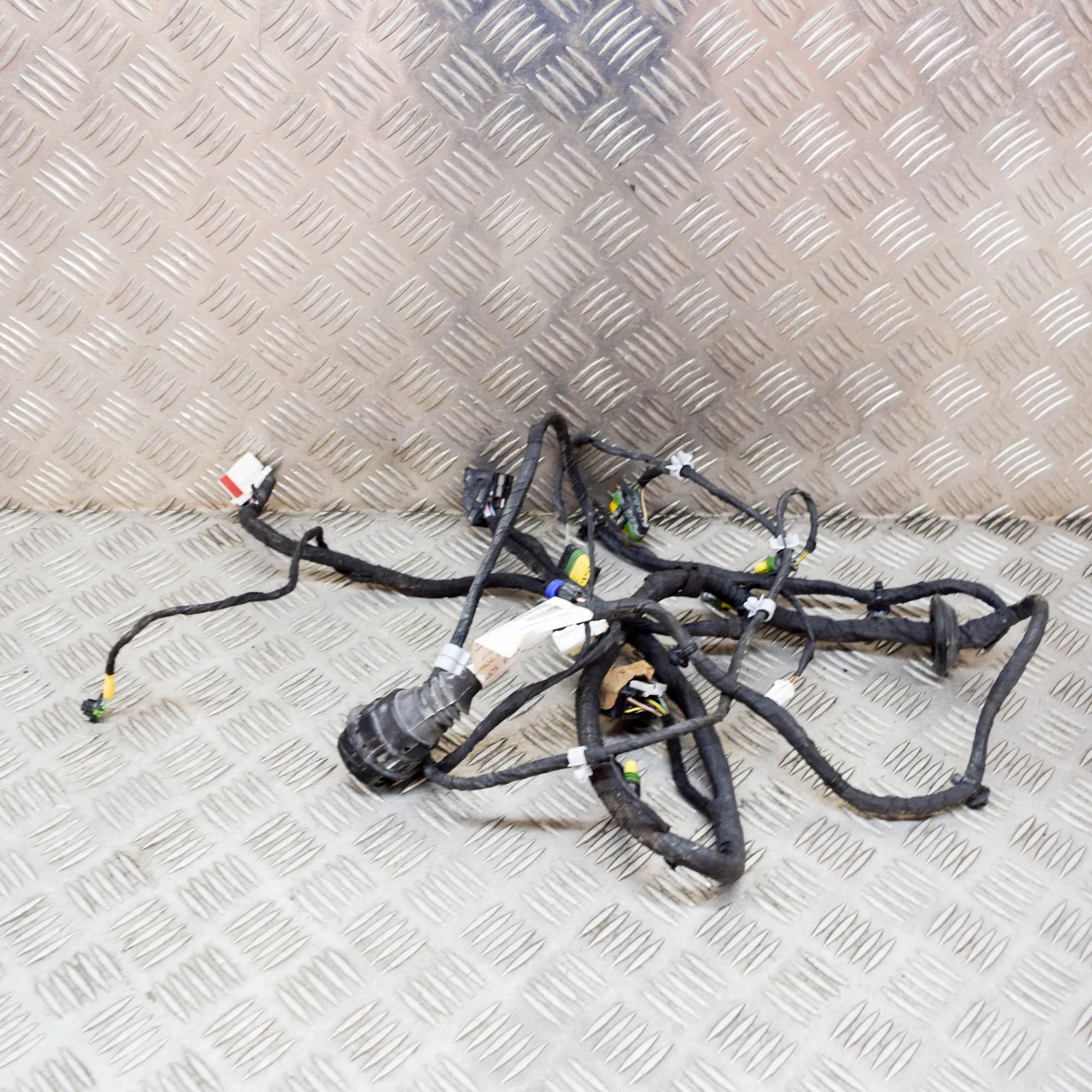 Maserati GranTurismo / GranCabrio Door wiring — front right Door wiring — front right — MASERATI GRAN (TURI...