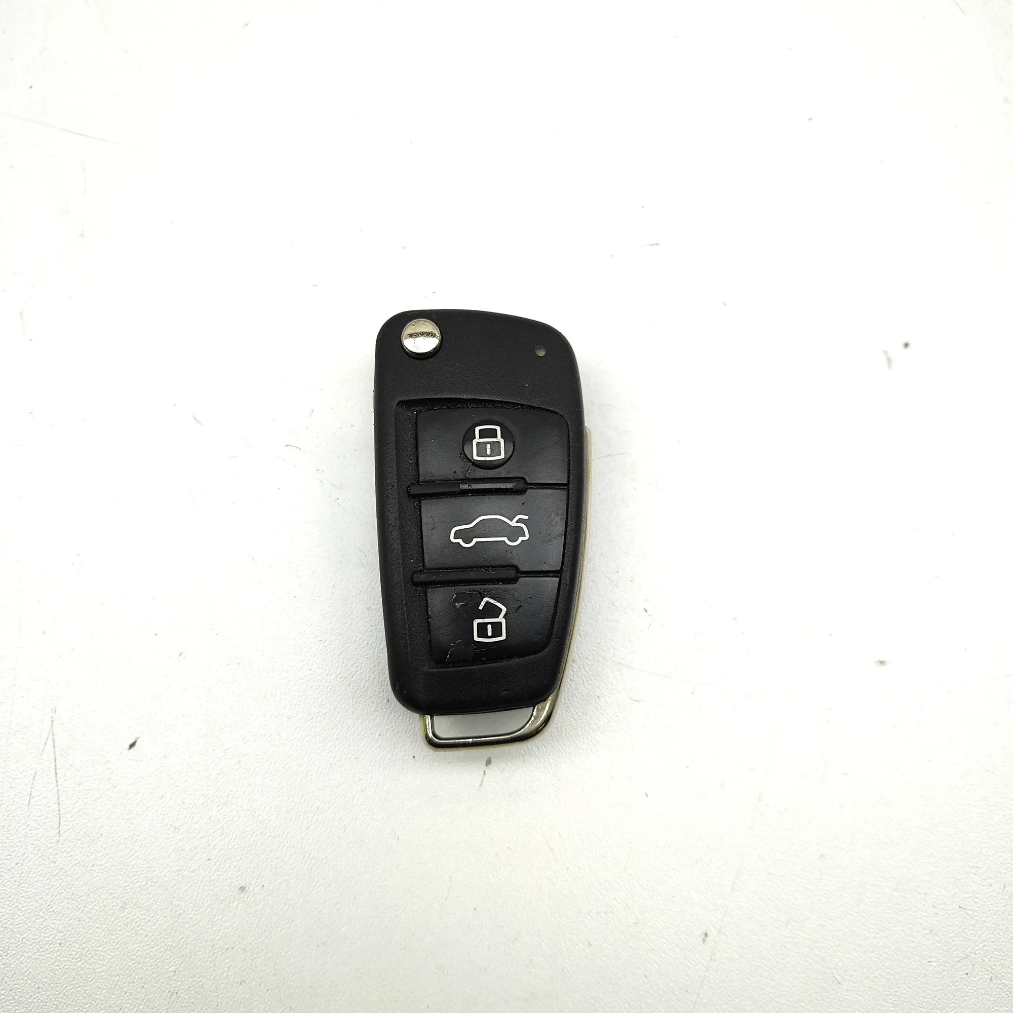 Audi A3 (8V) Ignition key Ignition key — AUDI A3 (Sportback 8VA, 8VF) (20...