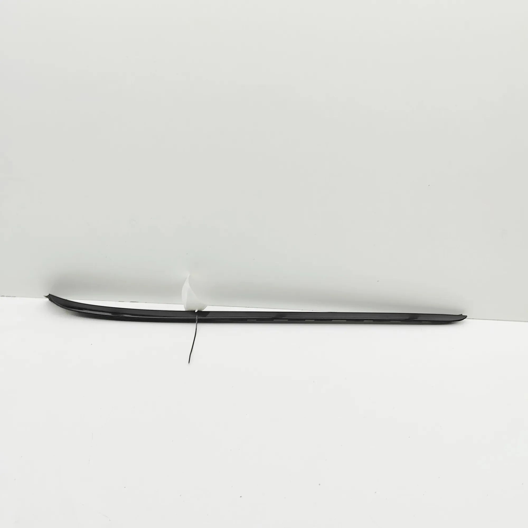 Hyundai Santa Fe Windshield Left Vertical Trim Windshield Left Vertical Trim — HYUNDAI SANTA (...