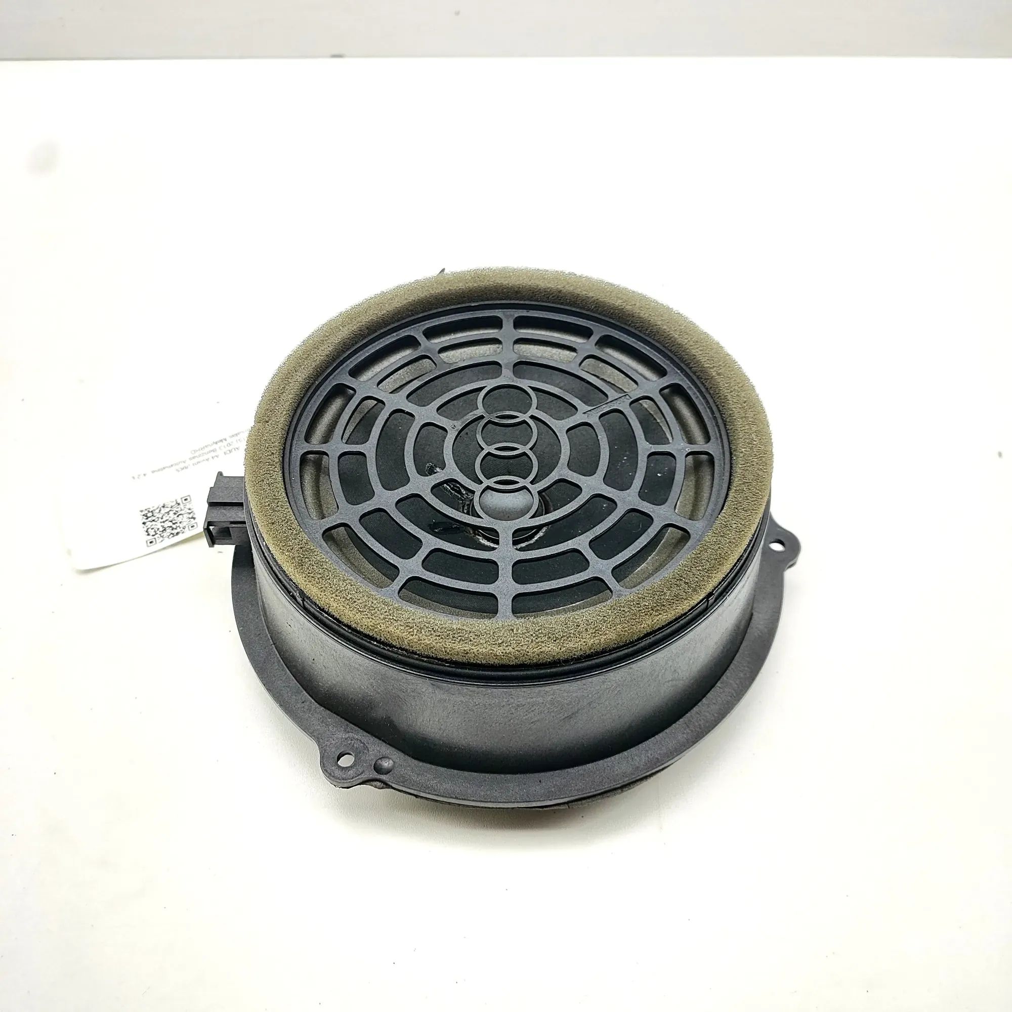 Audi A4 (B8) Rear Left Door Speaker Rear Left Door Speaker — AUDI A4 (Avant 8K5, B8...