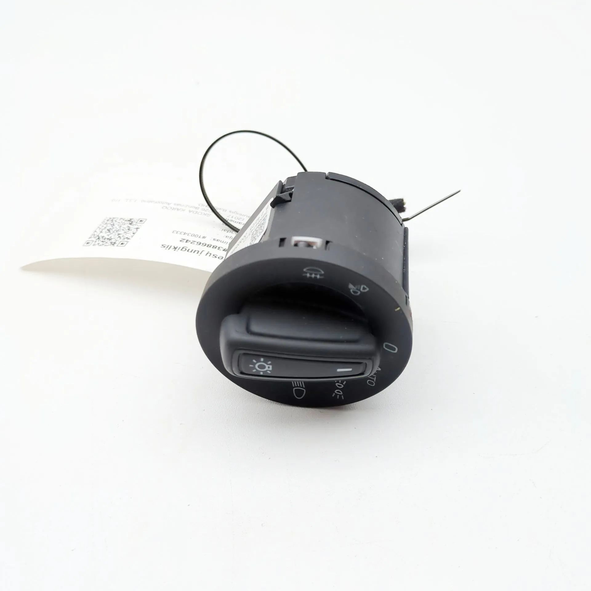Skoda Karoq Headlight Switch Control Unit Headlight Switch Control Unit — SKODA KAROQ (NU...