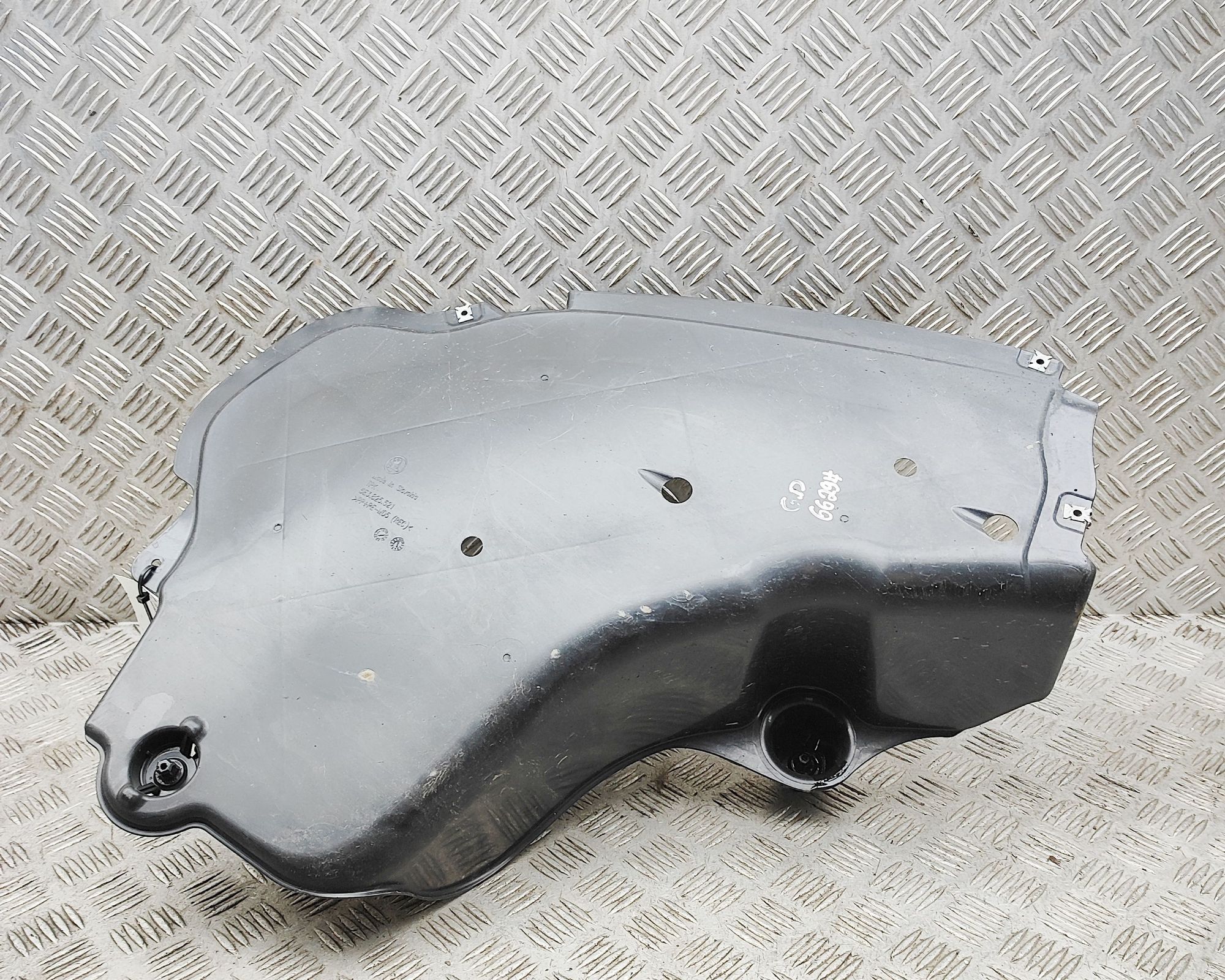 Skoda Octavia Underbody cover — right Underbody cover — right — SKODA OCTAVIA (IV Com...
