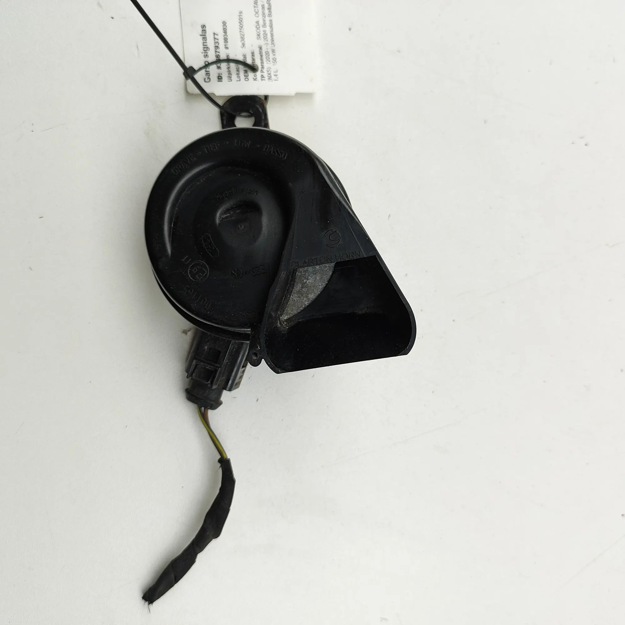 Skoda Octavia Horn signal Horn signal — SKODA OCTAVIA (IV Combi NX5) (202...