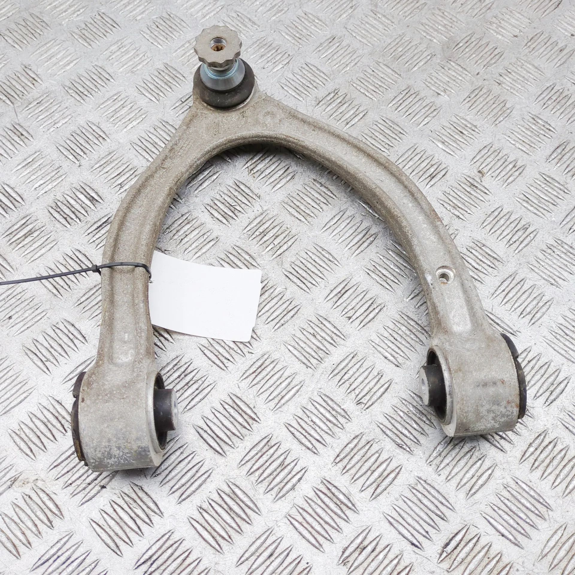 Mercedes-Benz EQC (N293) Front Right Upper Control Arm Front Right Upper Control Arm — MERCEDES BENZ E...