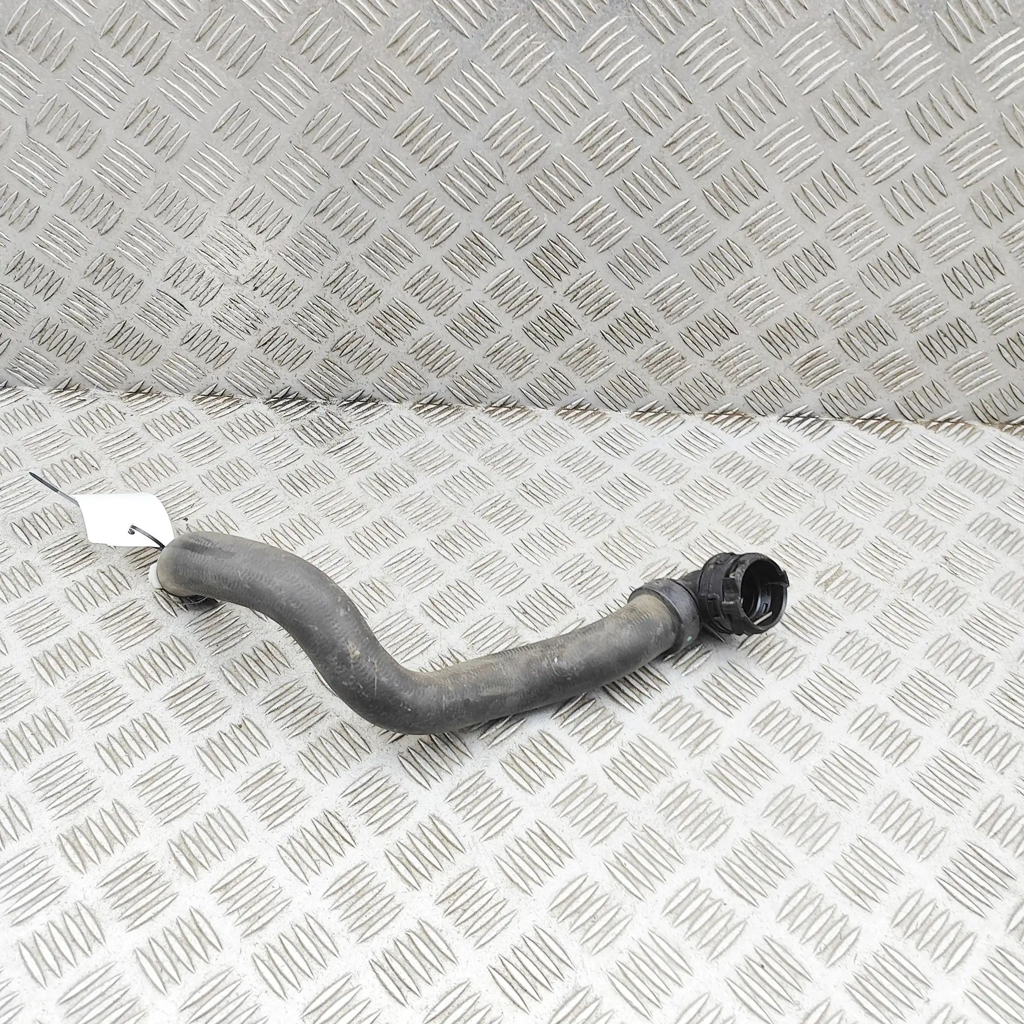 Peugeot 5008 Coolant hose Coolant hose — PEUGEOT 5008 (II MC, MJ, MR, M4)...