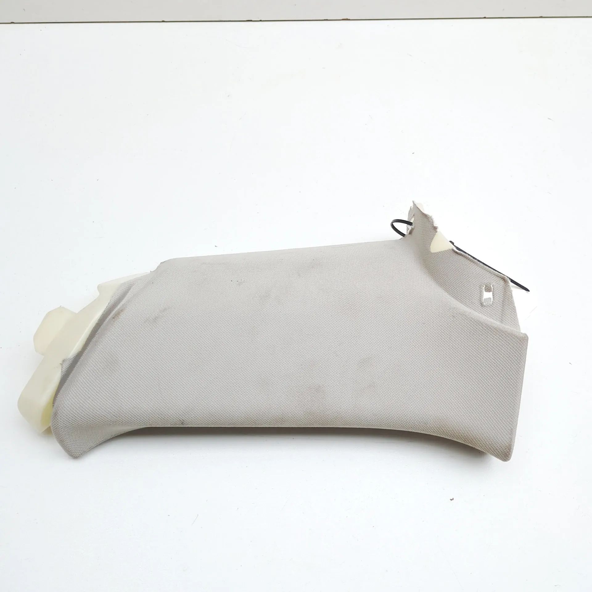 Porsche Panamera Right Side Pillar Trim Right Side Pillar Trim — PORSCHE PANAMERA (971)...
