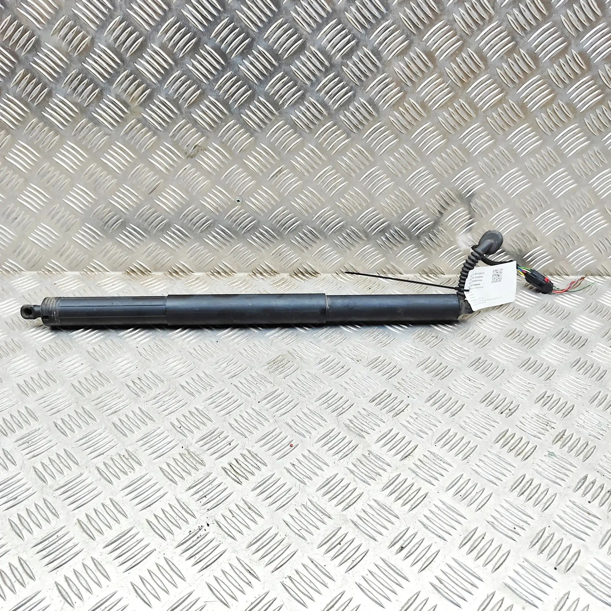 Audi Q5 (FY) Right Side Tailgate Gas Strut Right Side Tailgate Gas Strut — AUDI Q5 (FY) (2...