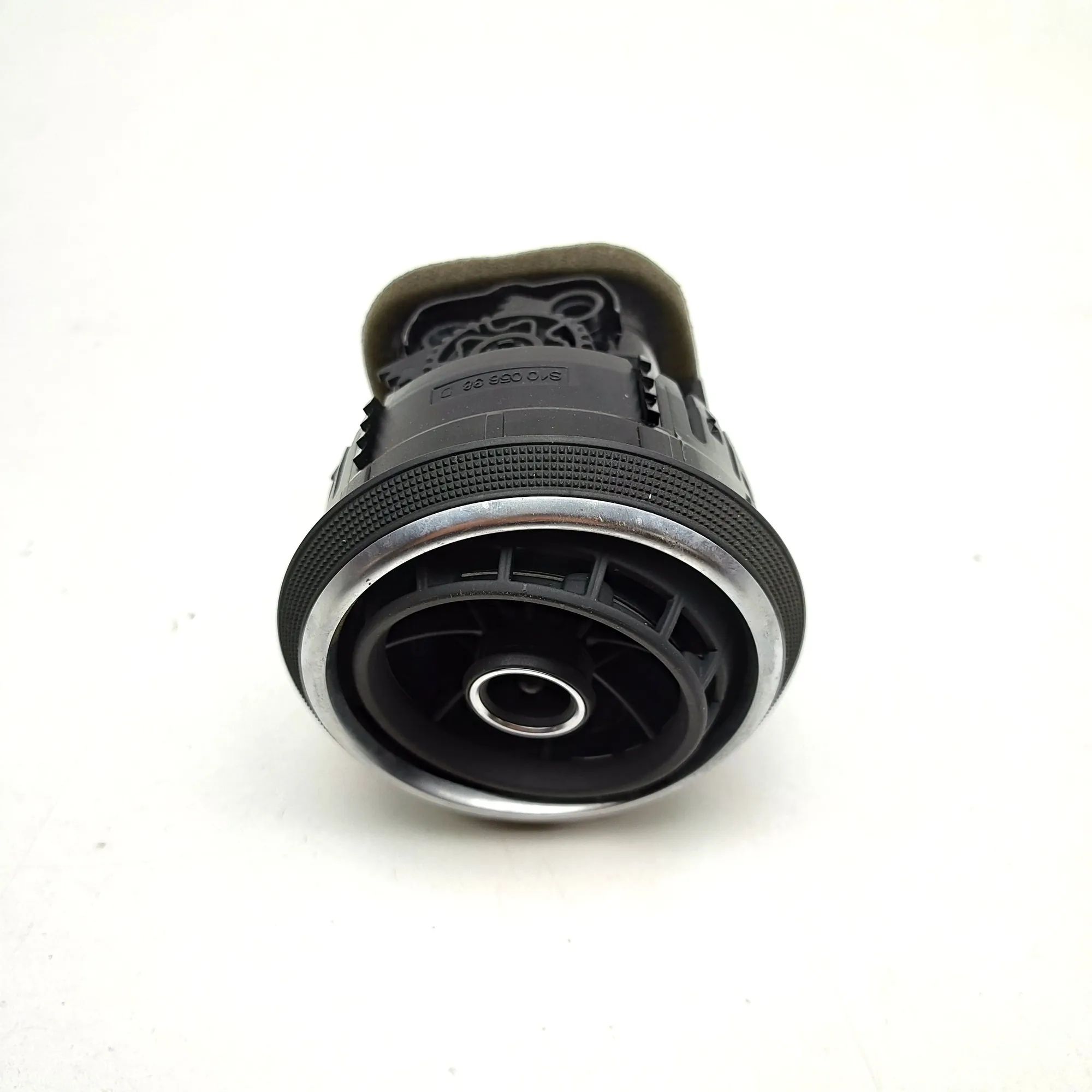 Audi A3 (8V) Dashboard Air Vents Dashboard Air Vents — AUDI A3 (Sportback 8VA, 8...