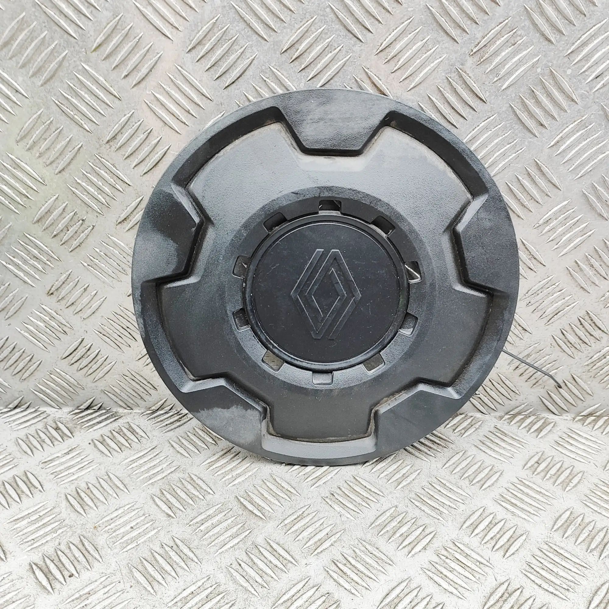 Renault Master pölykapselit Wheel covers — RENAULT MASTER (III Van FV) (201...