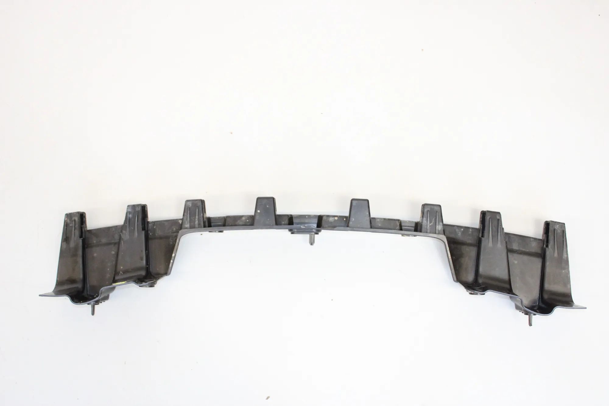 Jaguar E-Pace Rear Crash Reinforcement Bar Rear Crash Reinforcement Bar — JAGUAR E-PACE (X...