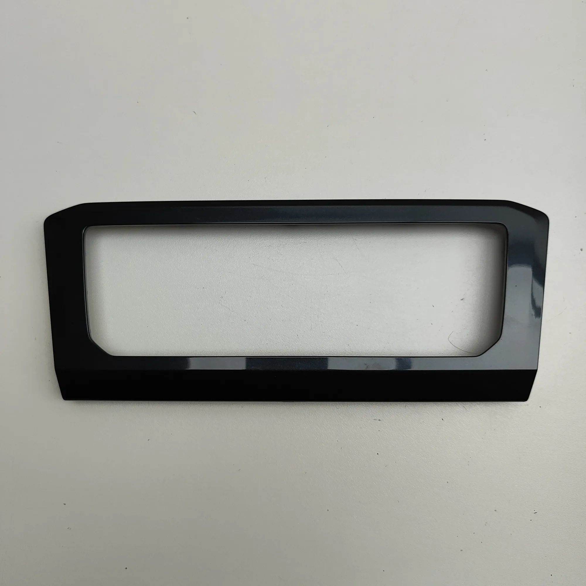 Volkswagen Tiguan Dashboard Trim Dashboard trim — VW TIGUAN (AD1) (2016-...) — 5...