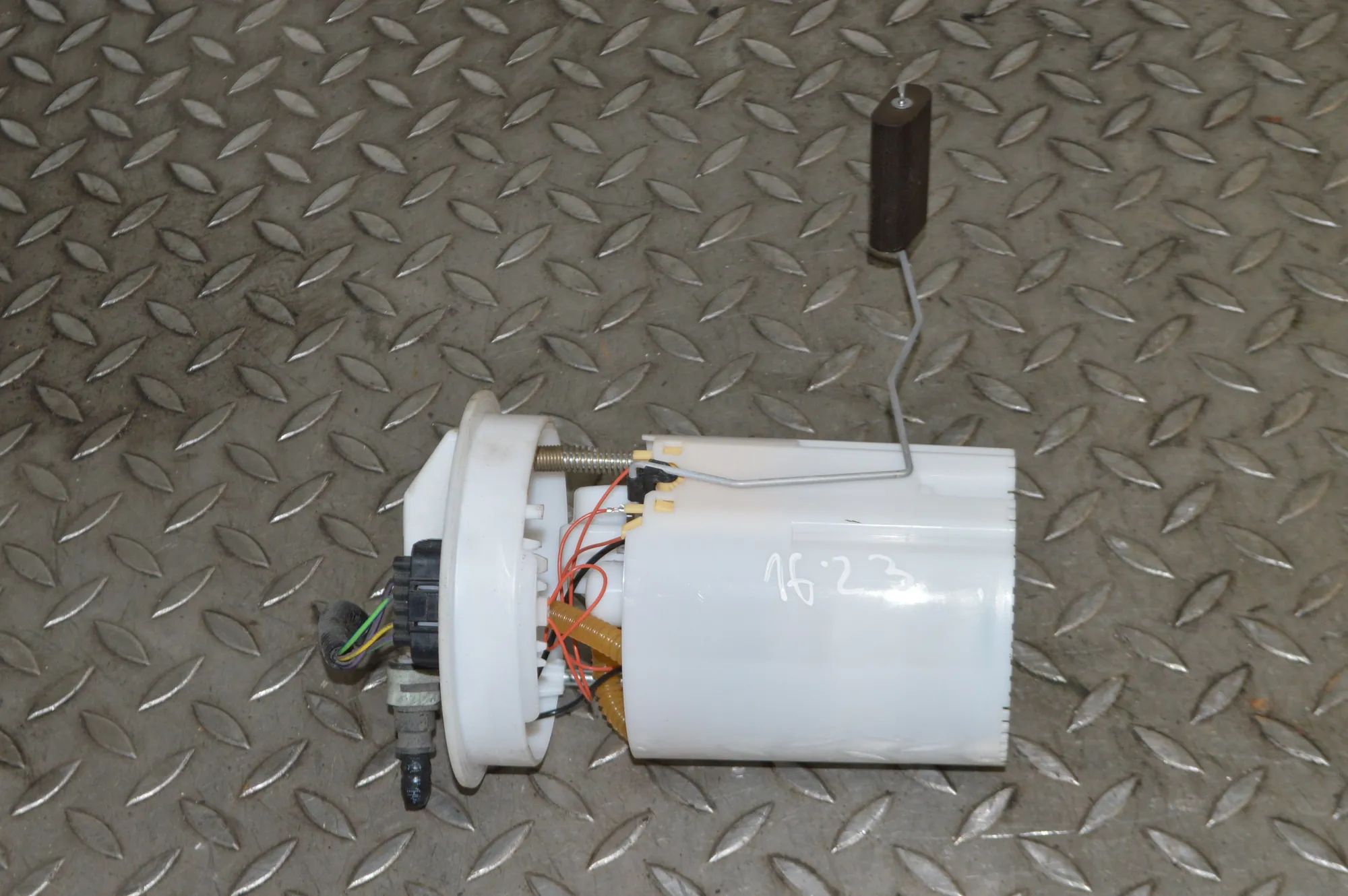 Ford Fiesta Fuel Tank Pump Fuel Tank Pump — FORD FIESTA (VI Van) (2009-......