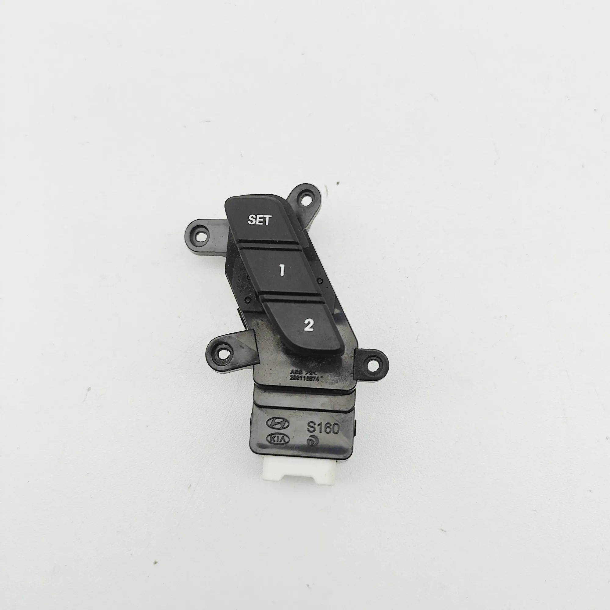 Hyundai Santa Fe Right Seat Control Buttons Right Seat Control Buttons — HYUNDAI SANTA (FÉ ...