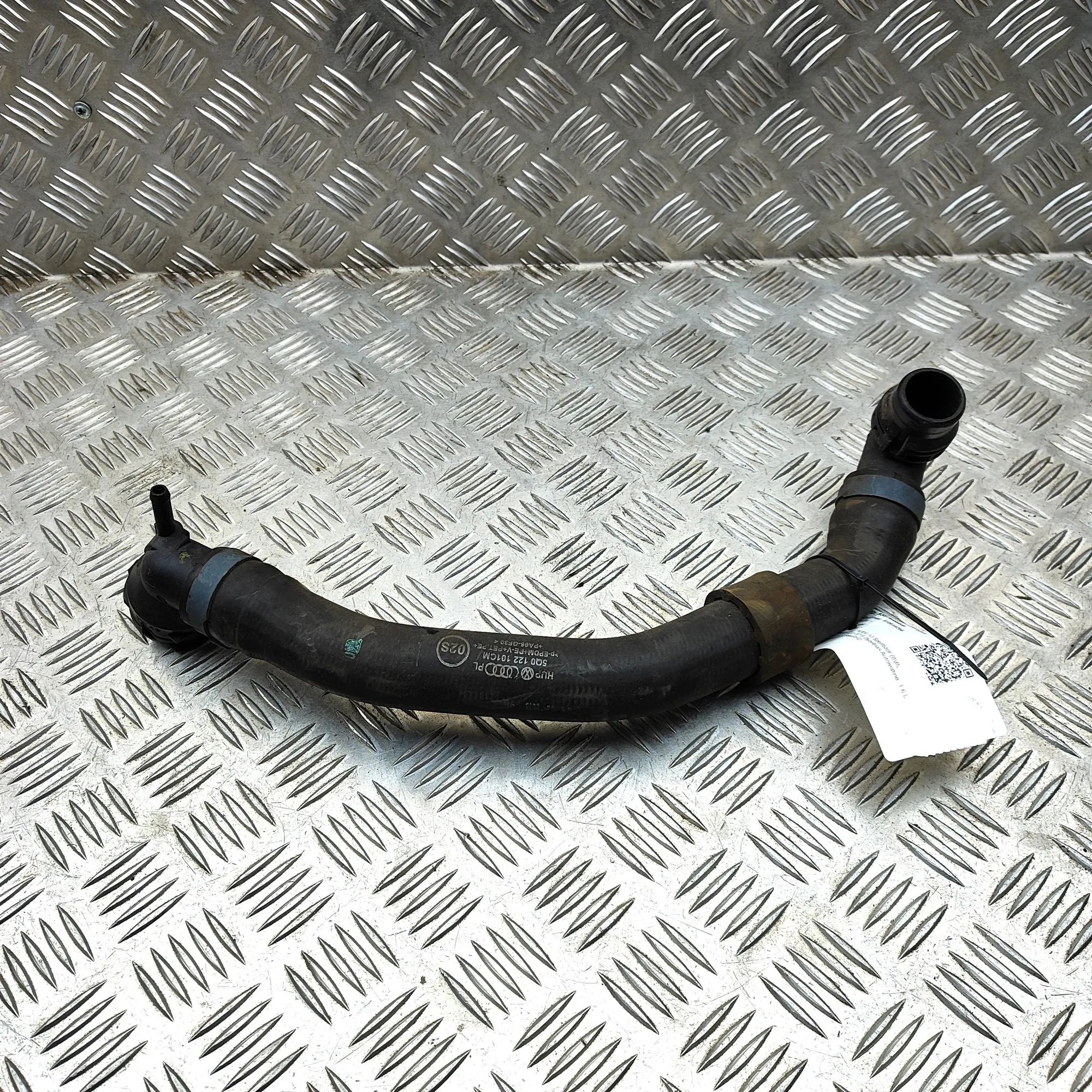 Audi A3 (8V) Coolant hose Coolant hose — AUDI A3 (Sportback 8VA, 8VF) (20...