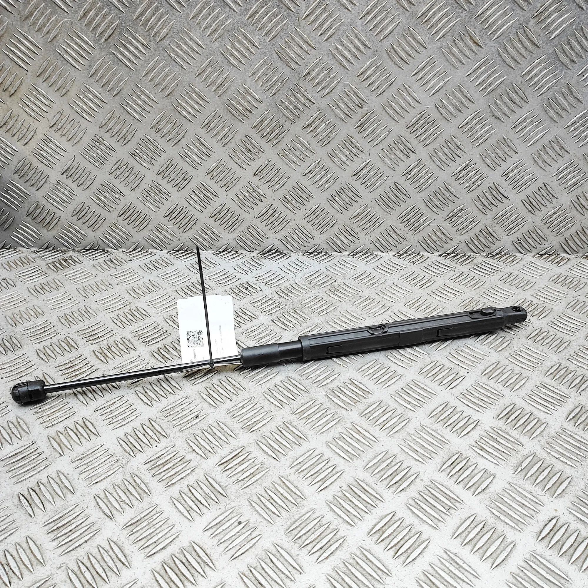 Porsche Panamera Bonnet gas strut — front left Bonnet gas strut — front left — PORSCHE PANAMER...