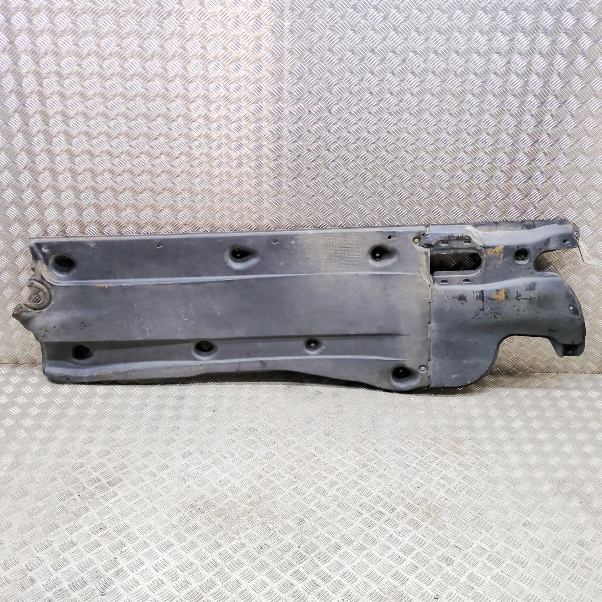 Audi Q3 (F3) Underbody cover — left Underbody cover — left — AUDI Q3 (F3) (2018-......