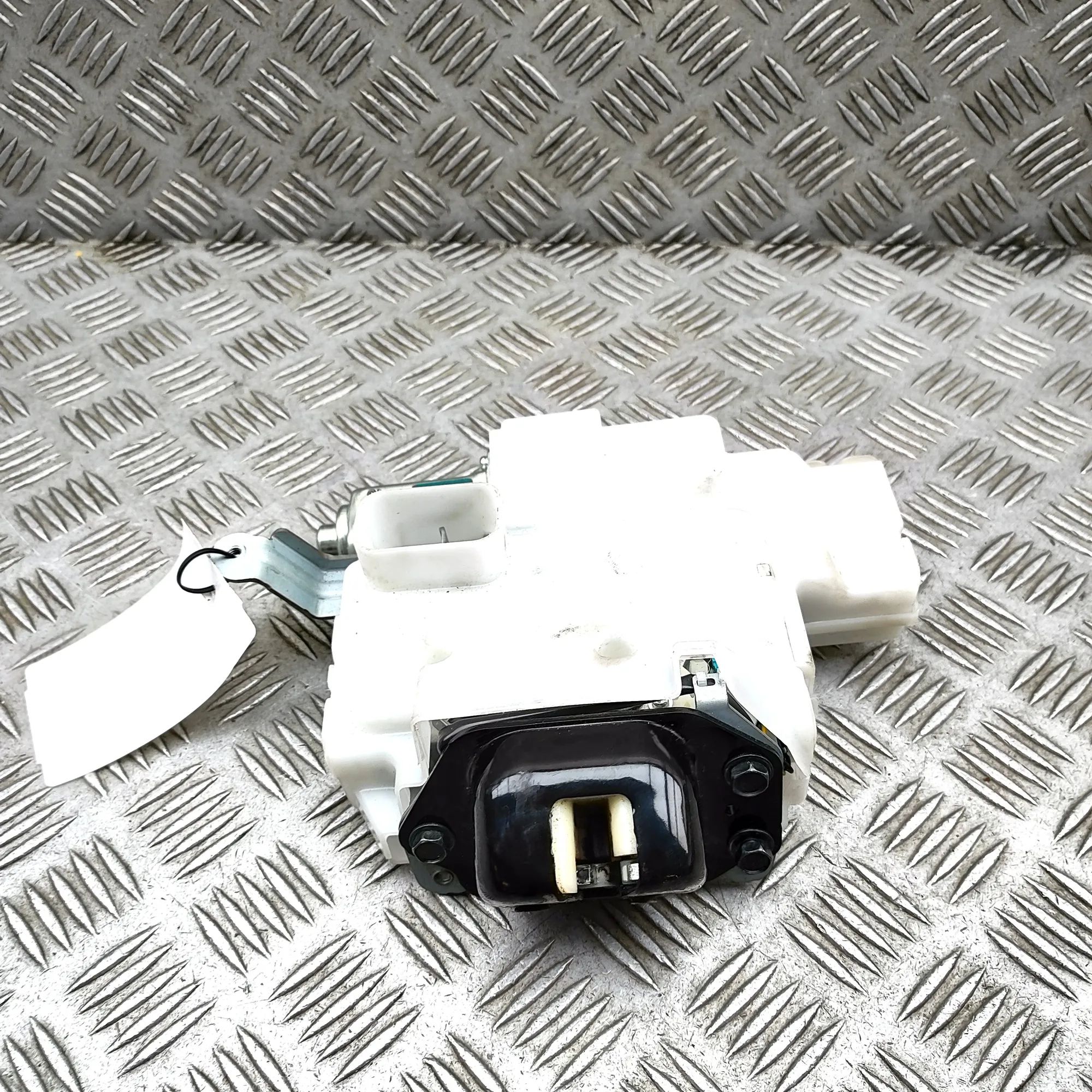 Nissan X-Trail Tailgate Boot Lock Tailgate Boot Lock — NISSAN X-TRAIL (T32_) (201...