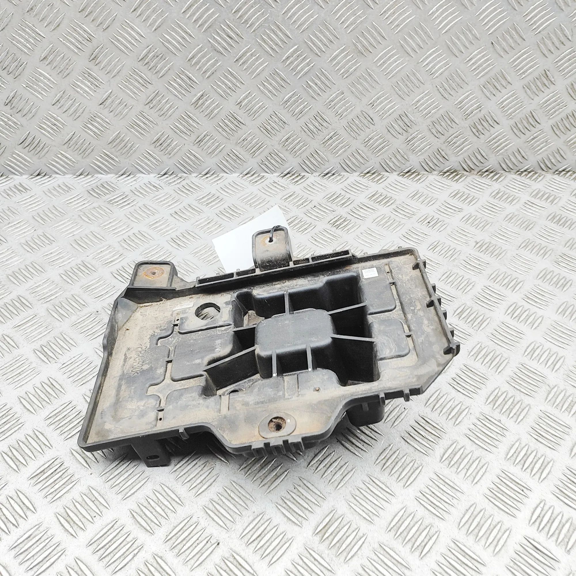 Kia Optima (JF) Battery tray Battery tray — KIA OPTIMA (Sportswagon) (2016-2...