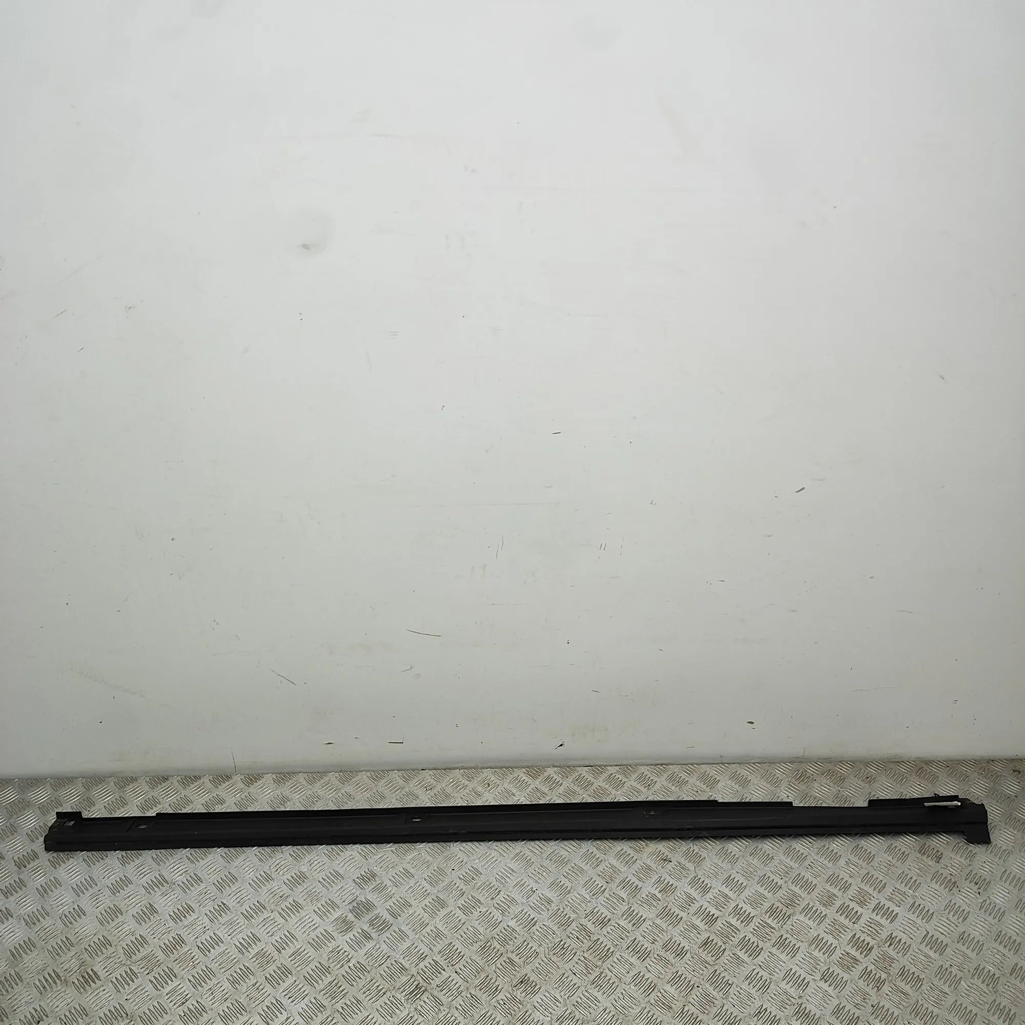 Audi Q2 (GA) Right Side Plastic Sideskirt Cover Right Side Plastic Sideskirt Cover — AUDI Q2 (G...