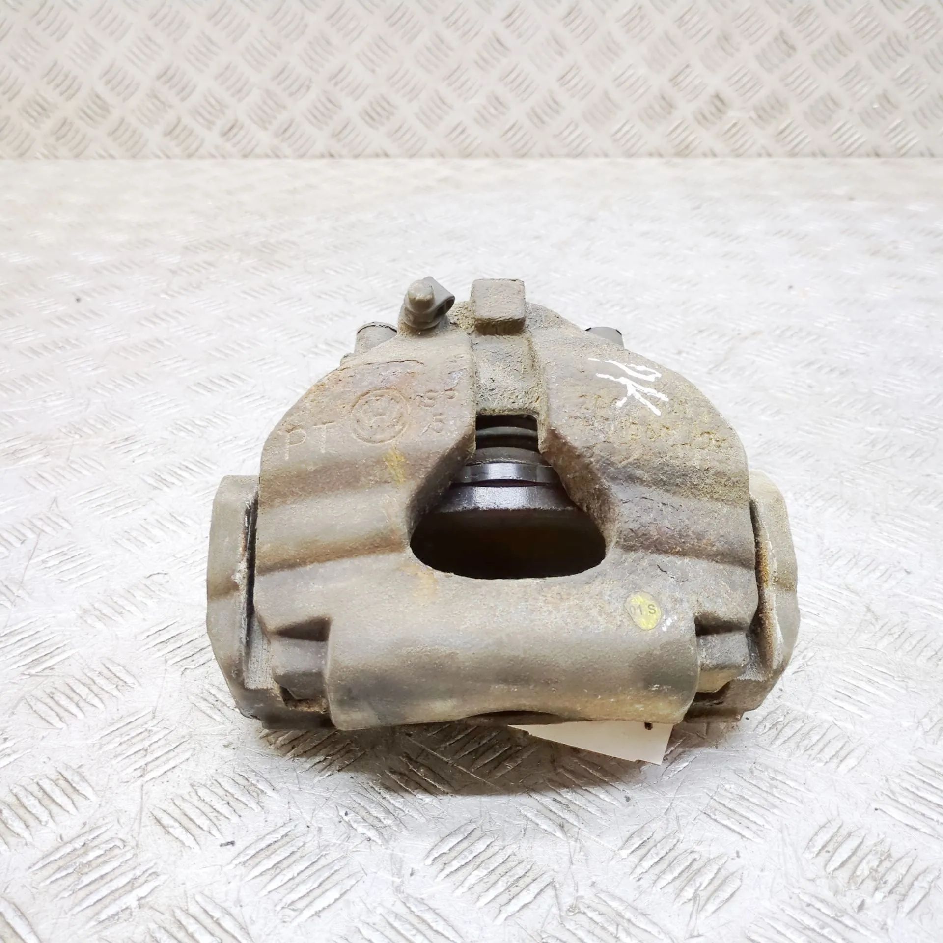 Volkswagen Transporter (T6, Caravelle, Multivan) Brake caliper — front right Brake caliper — front right — VW TRANSPORTER (V...