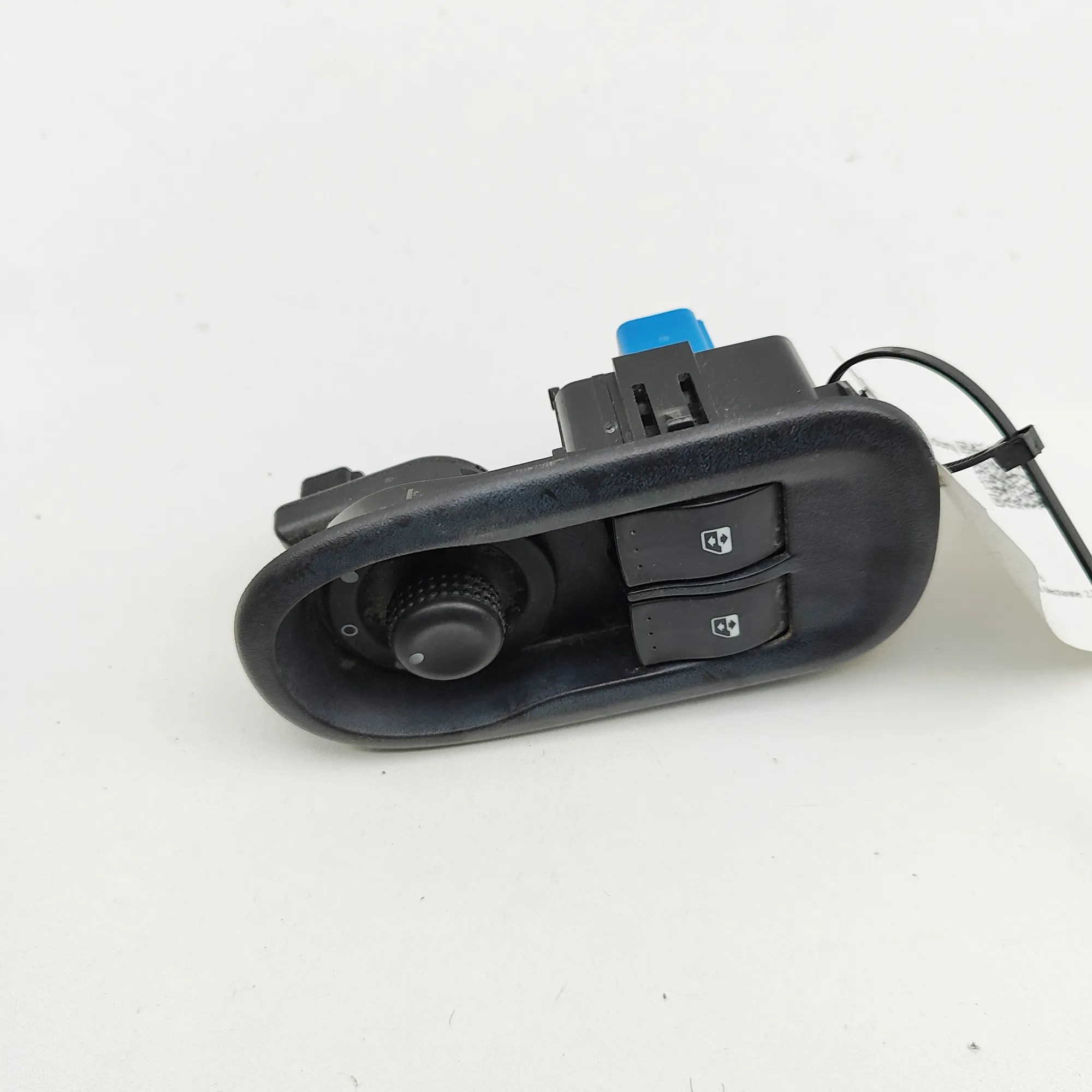 Opel Movano (B) Door window switch — front right Door window switch — front right — OPEL MOVANO ...
