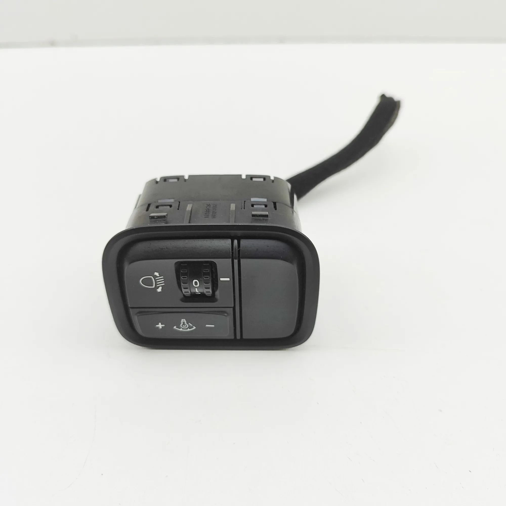 Kia Optima (JF) Headlight levelling switch Headlight levelling switch — KIA OPTIMA (Sports...
