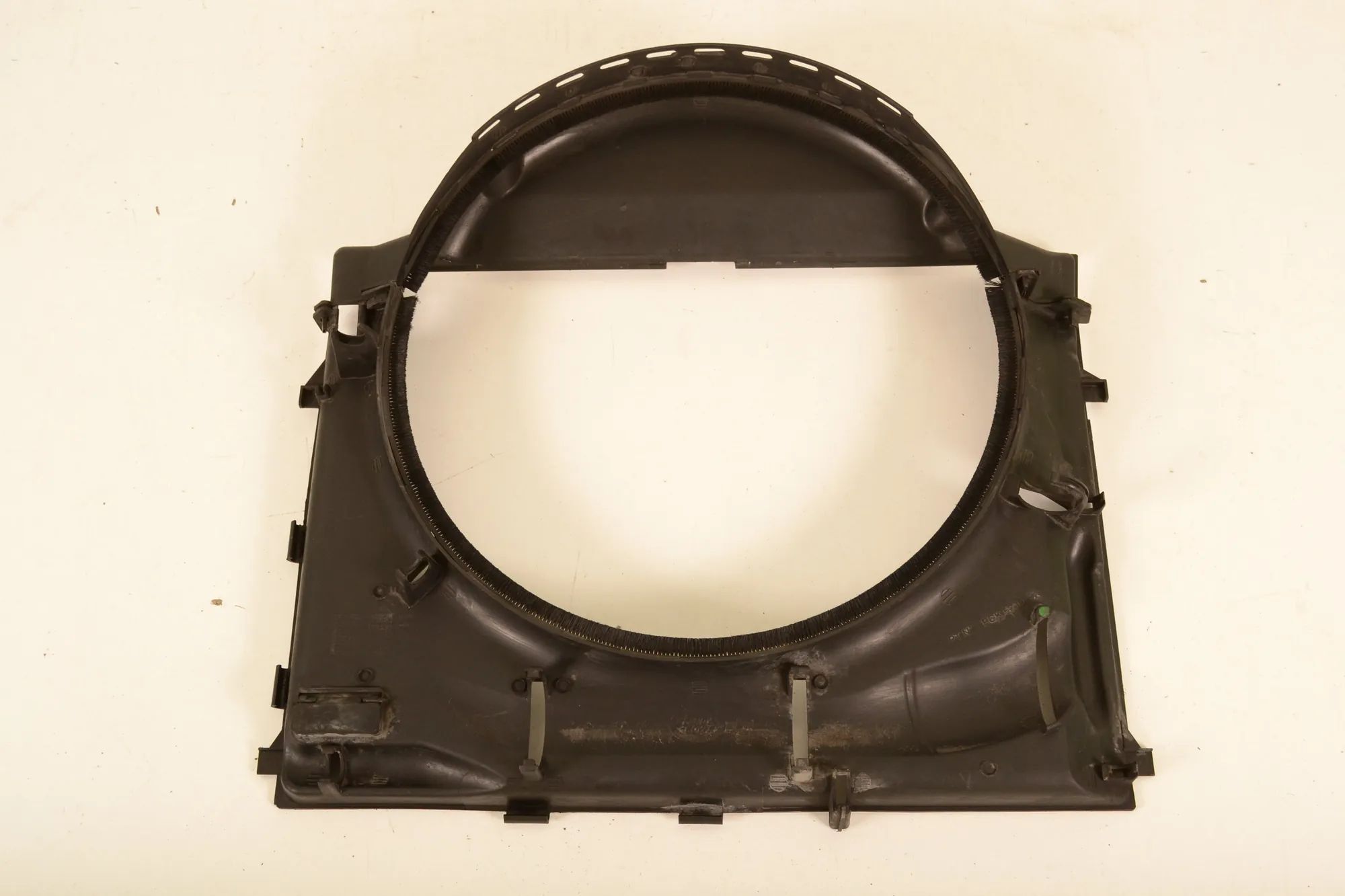 Land Rover Range Rover Sport Engine Cooling Fan Shroud Engine Cooling Fan Shroud — LAND ROVER RANGE RO...