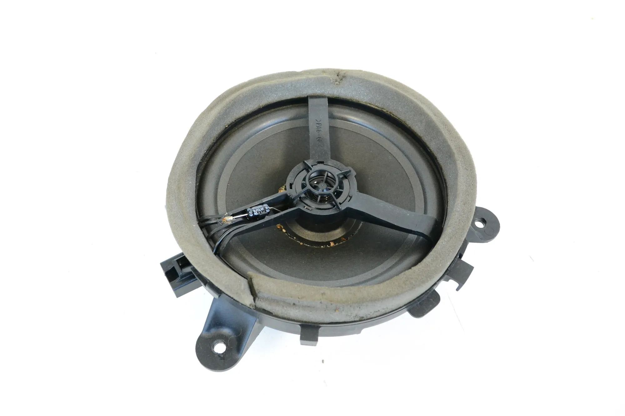 Volvo XC90 Rear Left Door Speaker Rear Left Door Speaker — VOLVO XC90 (I) (2002-2...