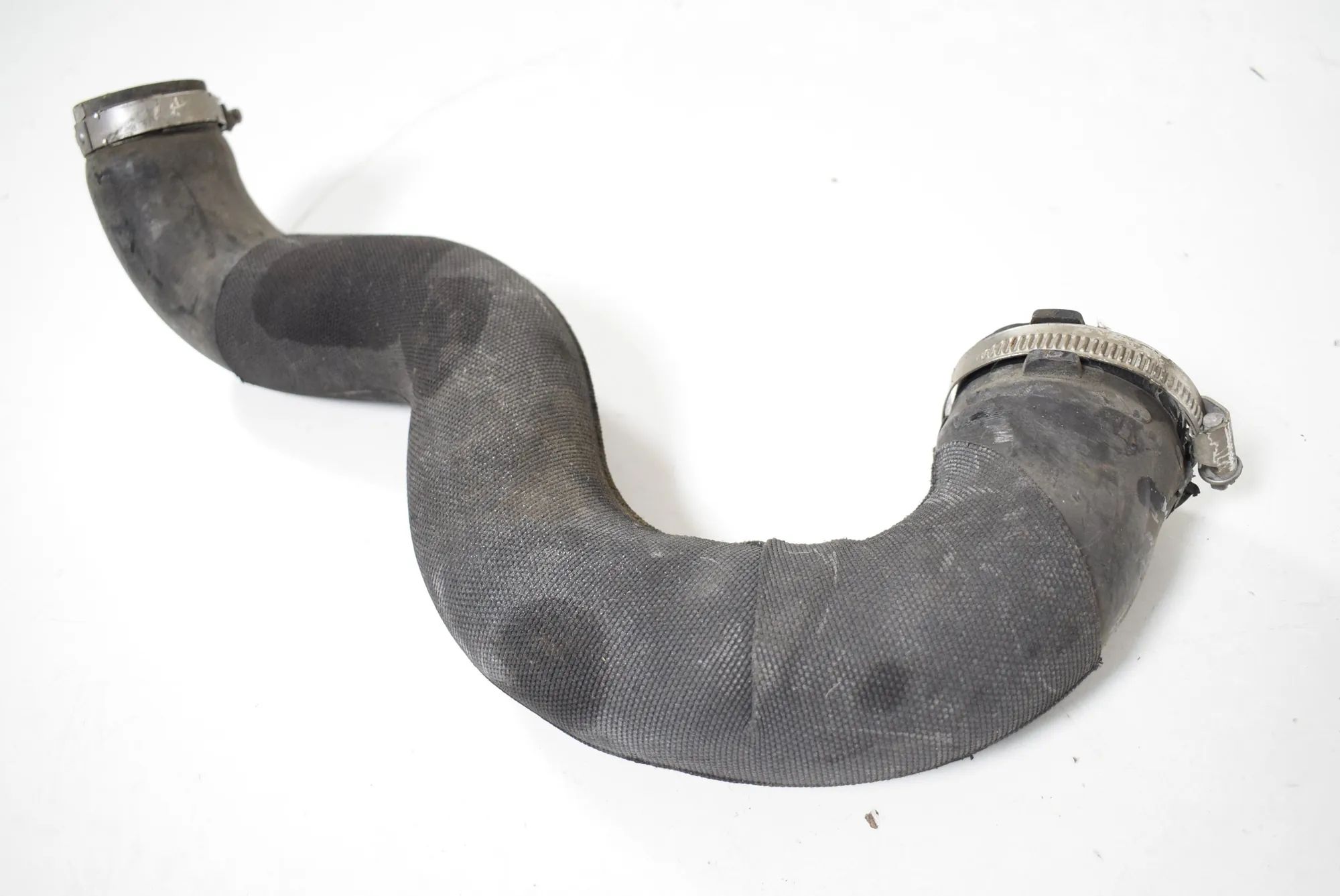 Audi A5 (B8) Intercooler hose — right Intercooler hose — right — AUDI A5 (8T3) (2007-...